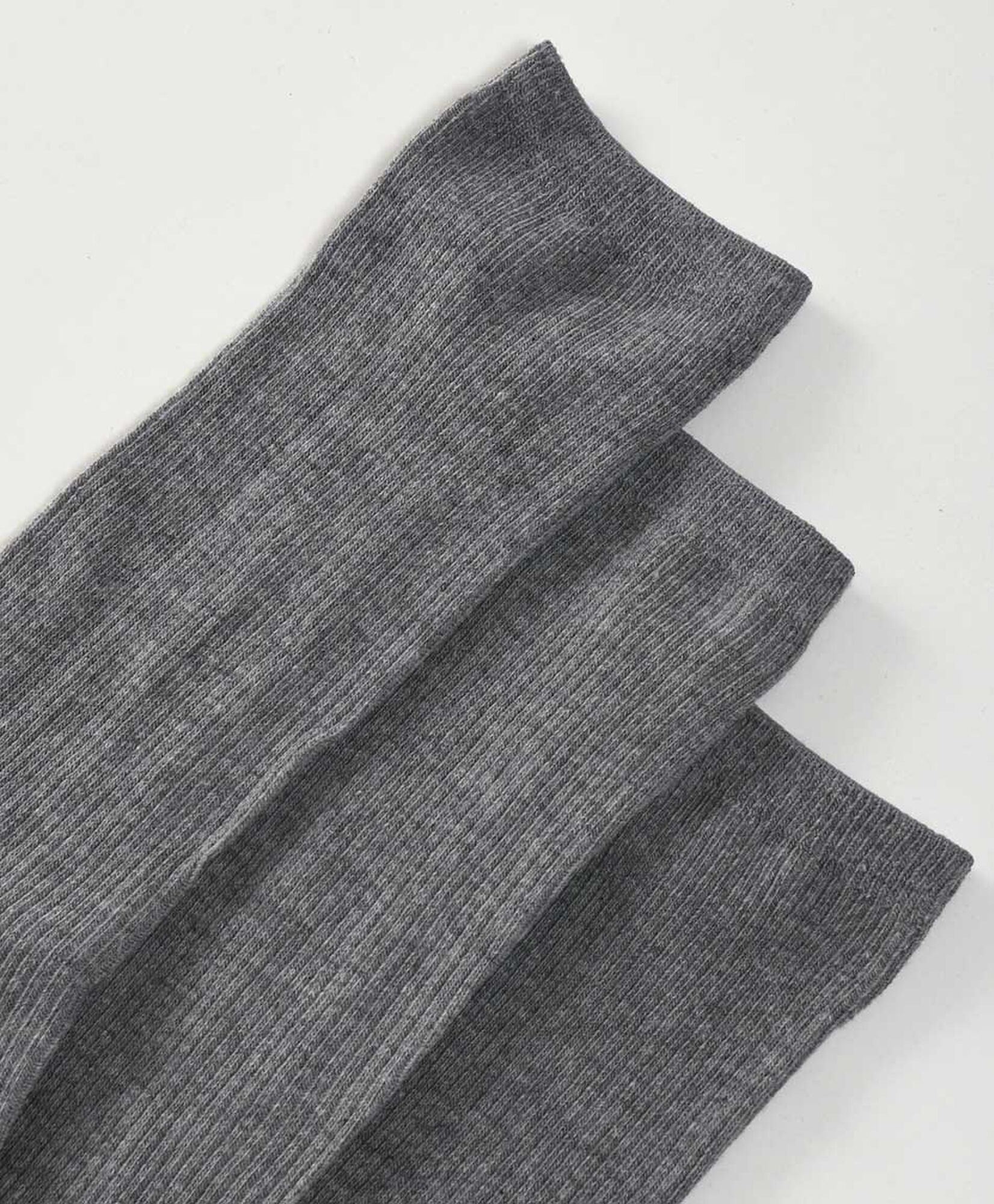 Pack 3 calcetines escolares largos líneas gris Pack 3 calcetines escolares largos líneas gris