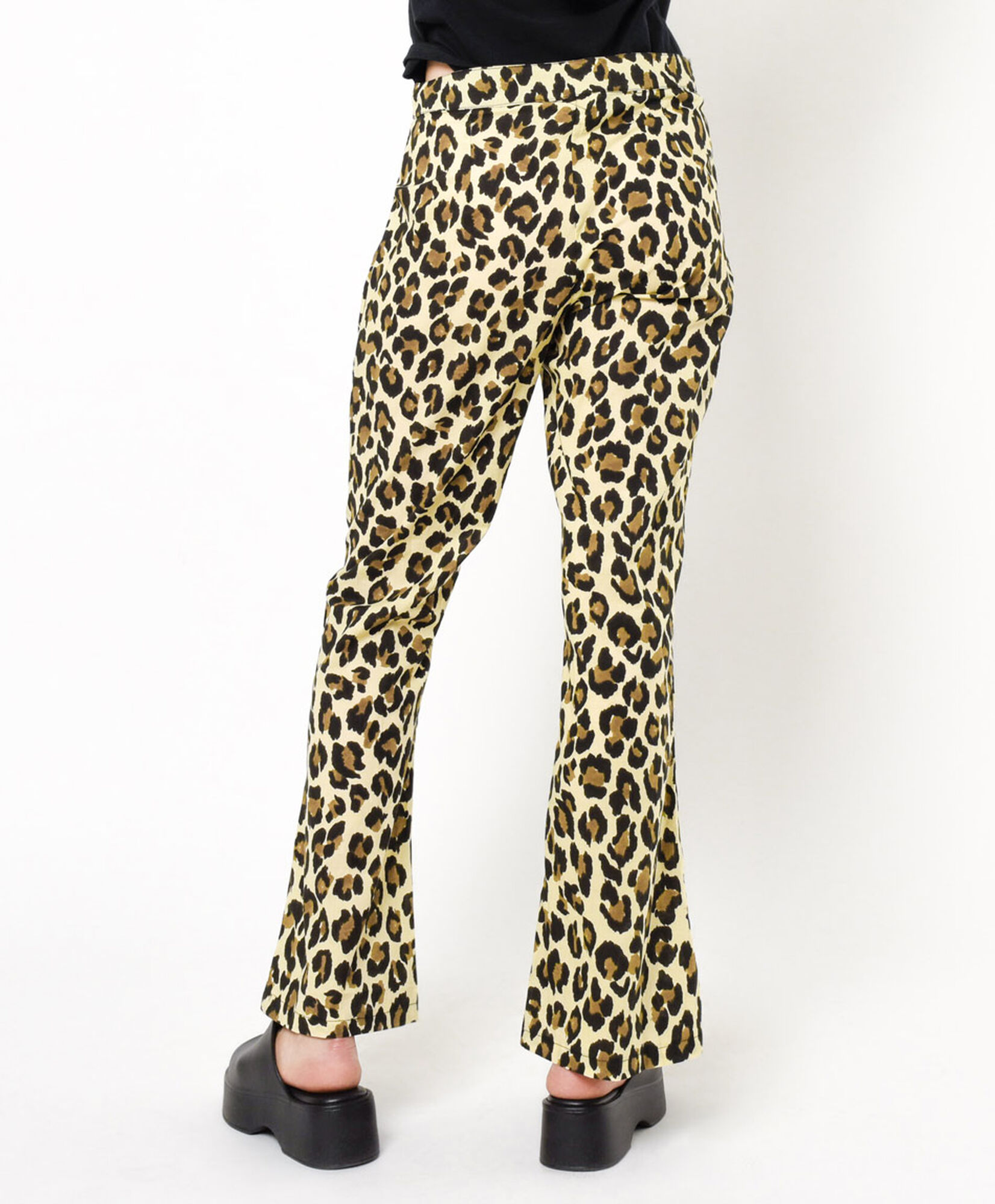 Pantalón mujer animal print Pantalón mujer animal print