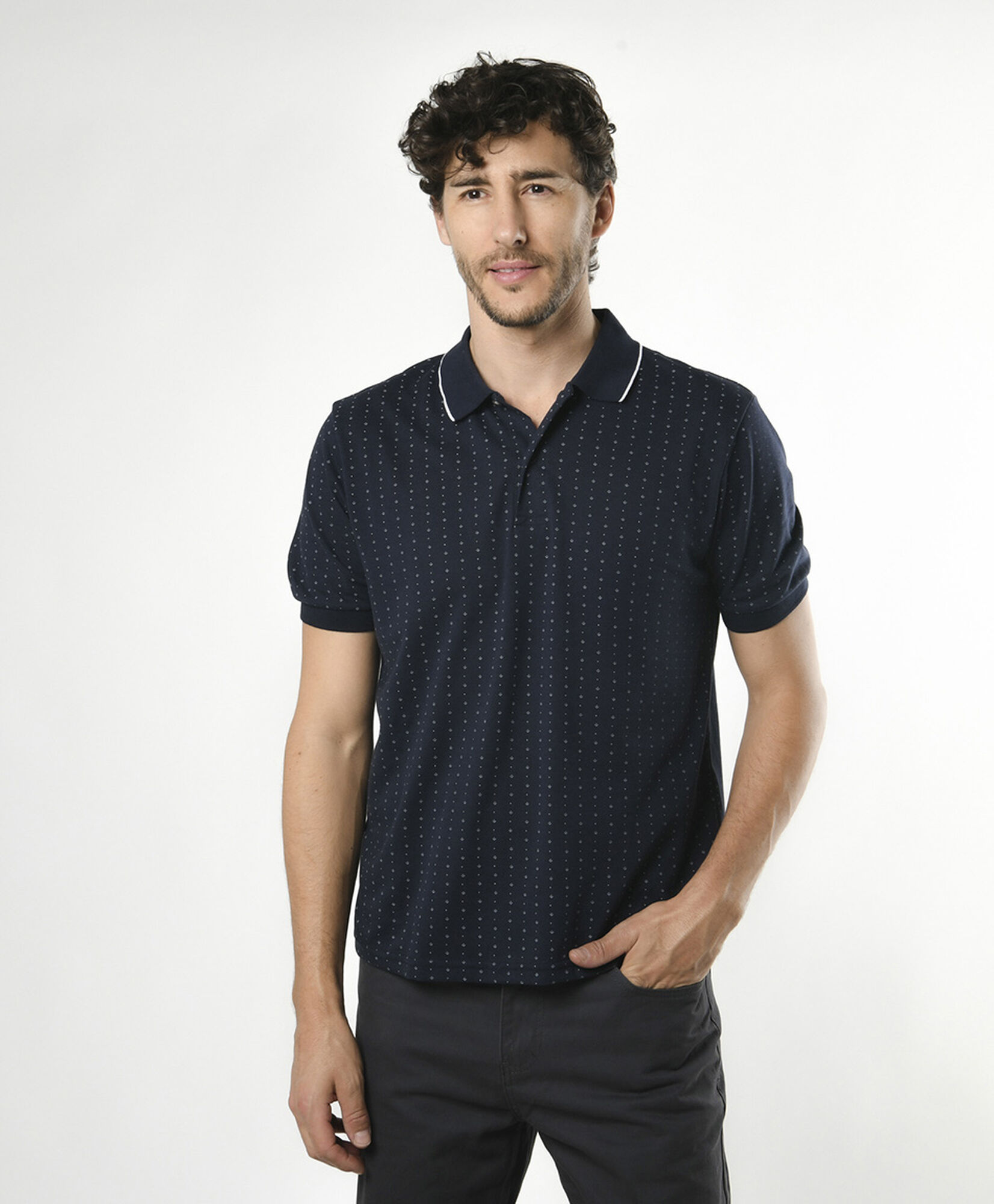 Polera hombre cuello piqué puntos y línea Polera hombre cuello piqué puntos y línea