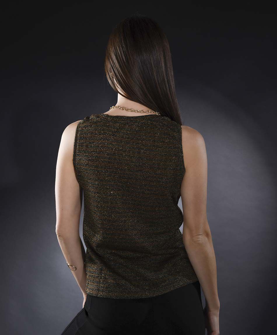 Polera sin mangas cuello en v