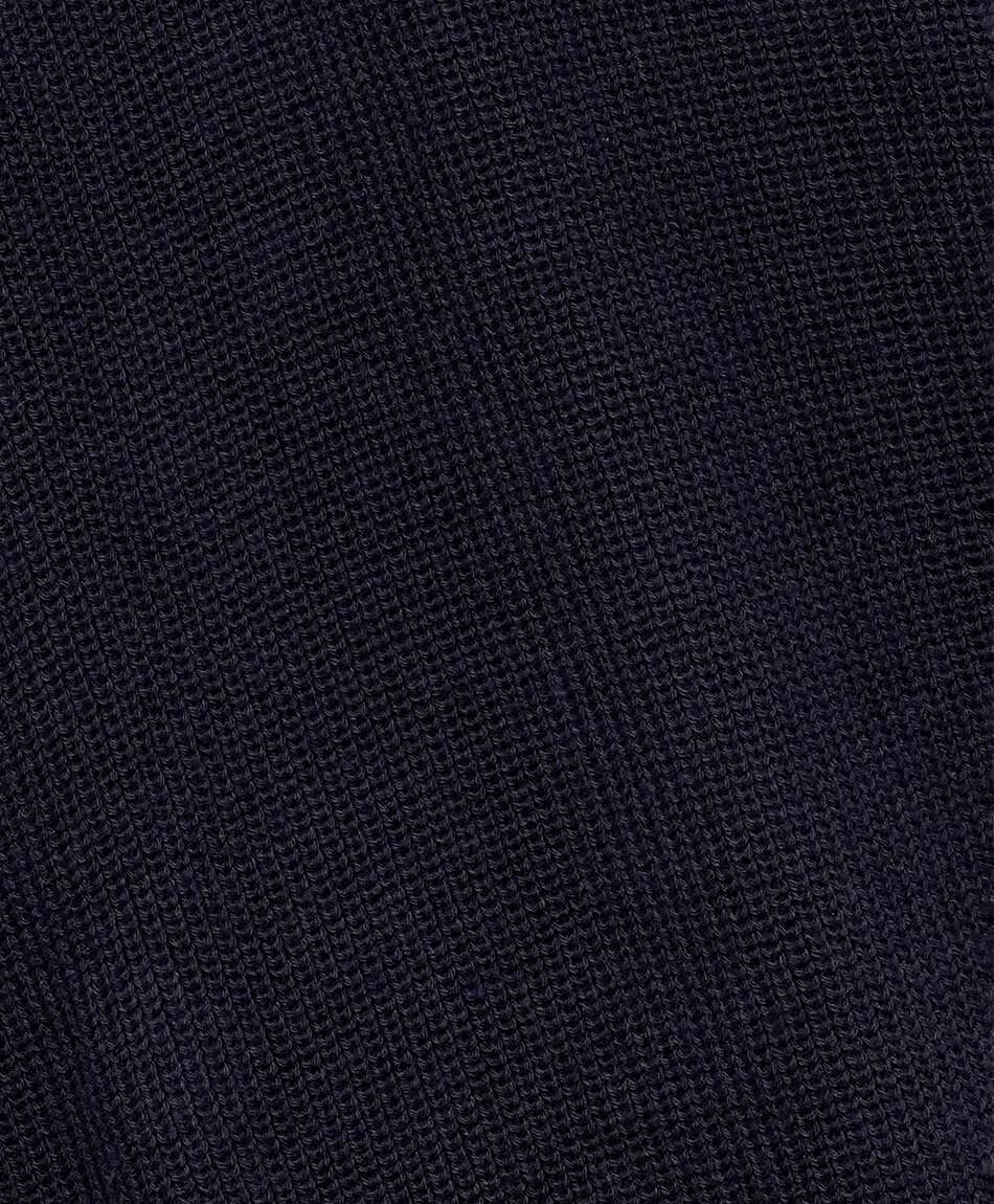 Sweater hombre cuello medio liso