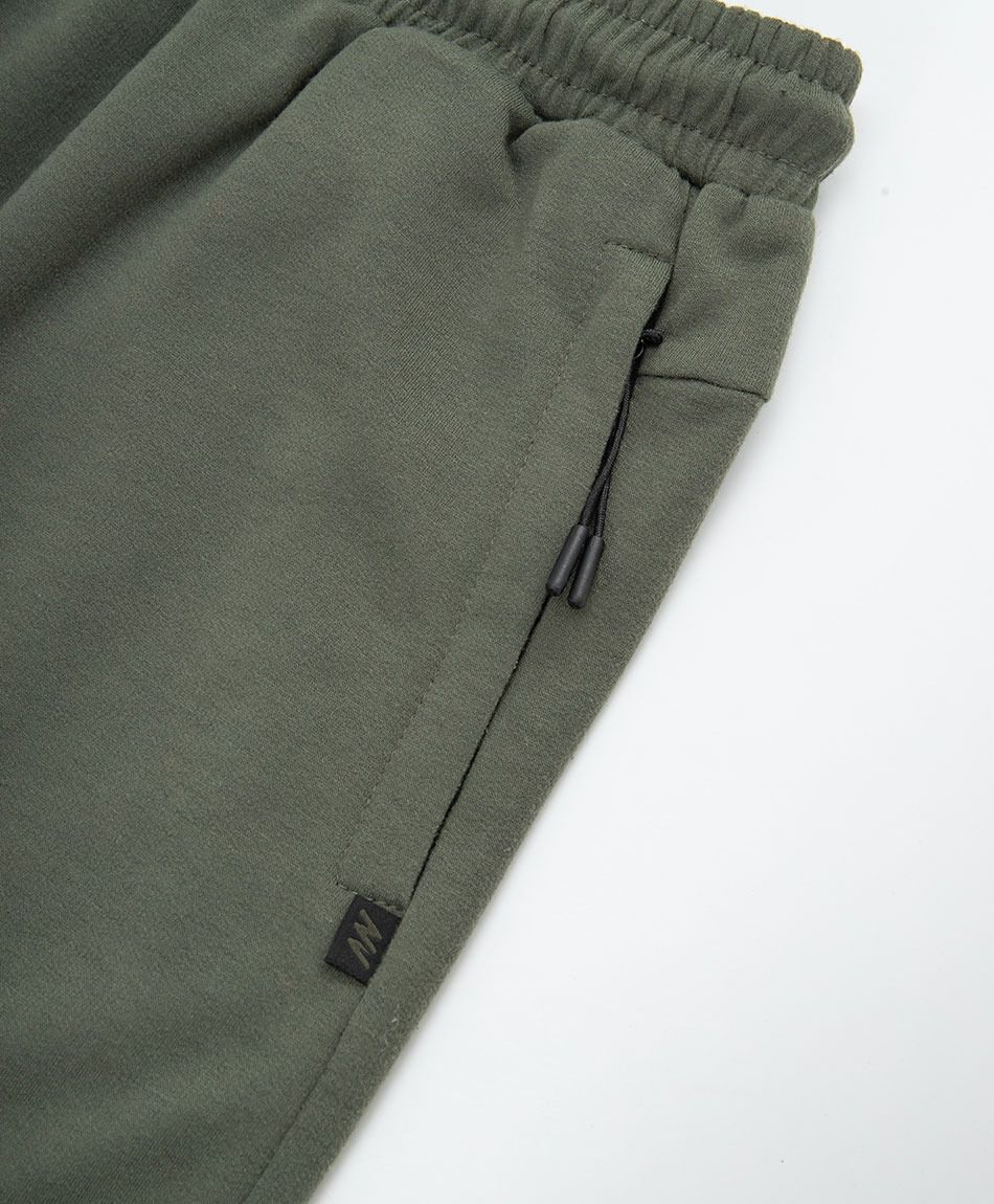 Short deportivo hombre verde