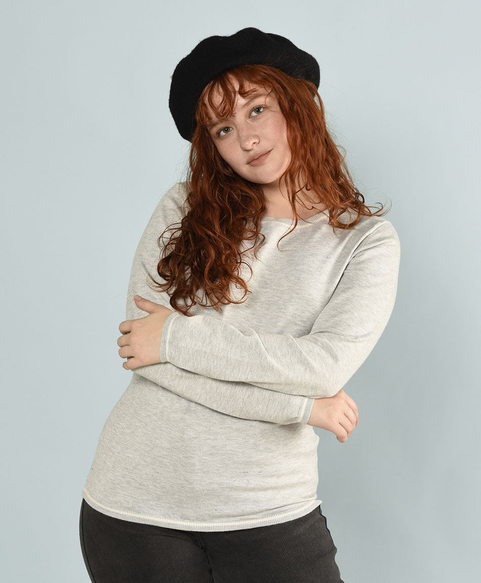 Sweater rivete lineas