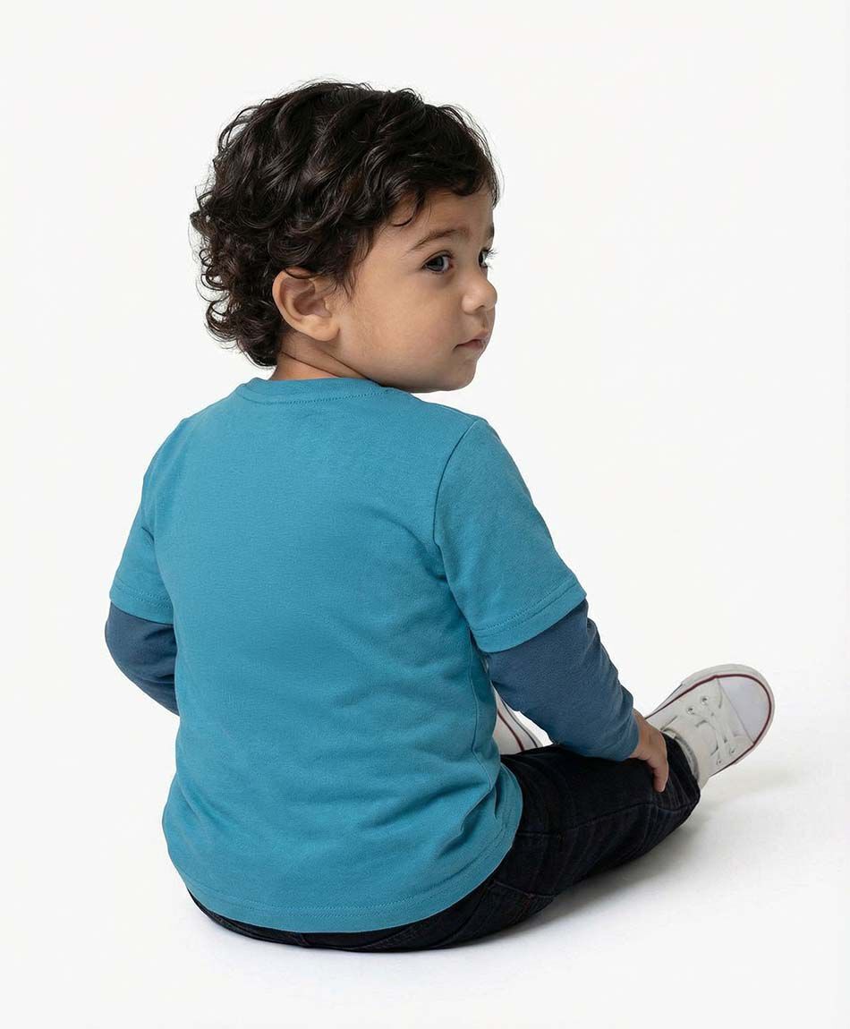 Polera beb&eacute; estampado de carreras