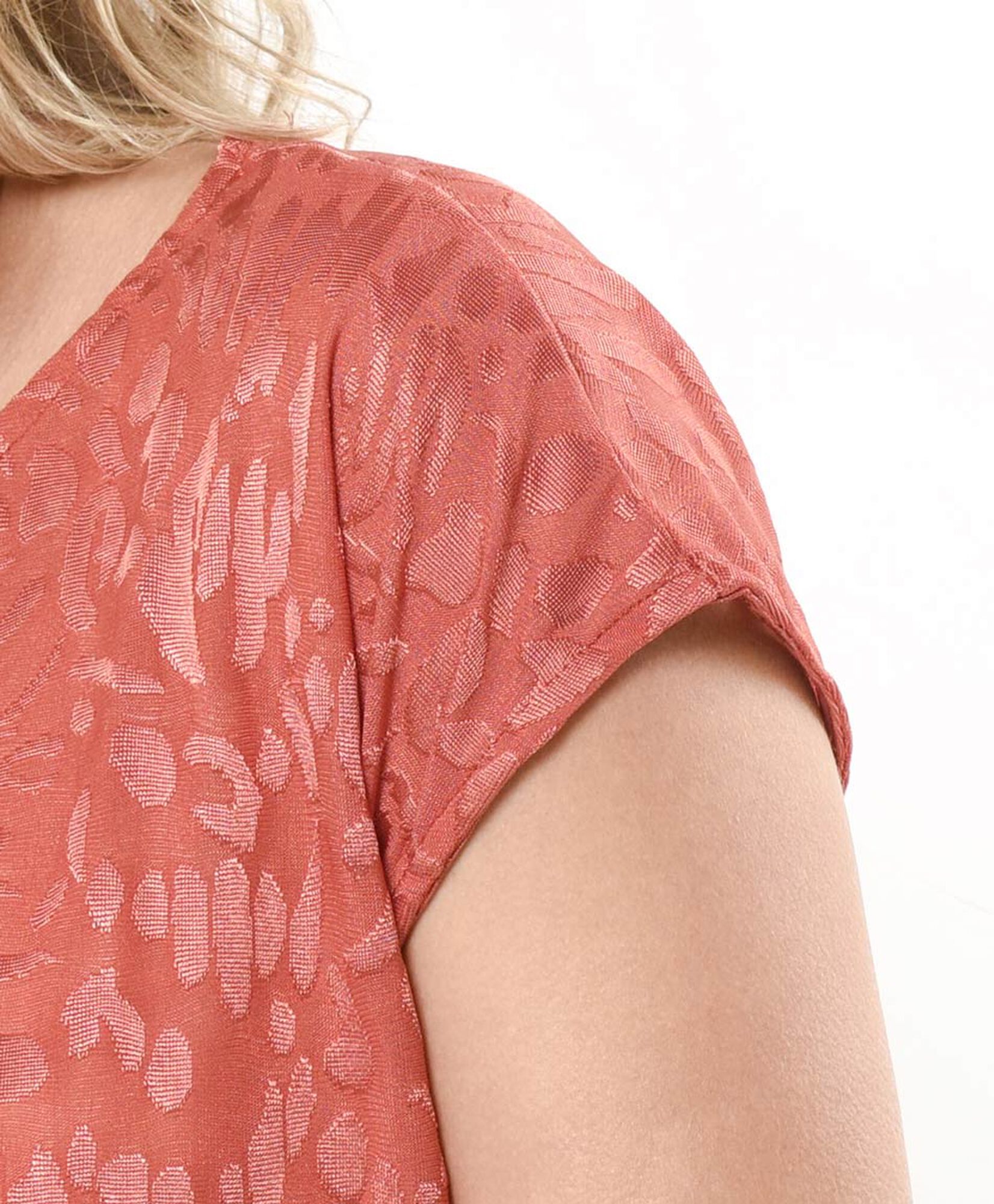 Polera mujer print textura Polera mujer print textura