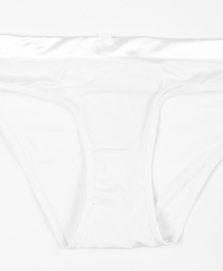 Bikini mujer aplicaci&oacute;n sat&iacute;n