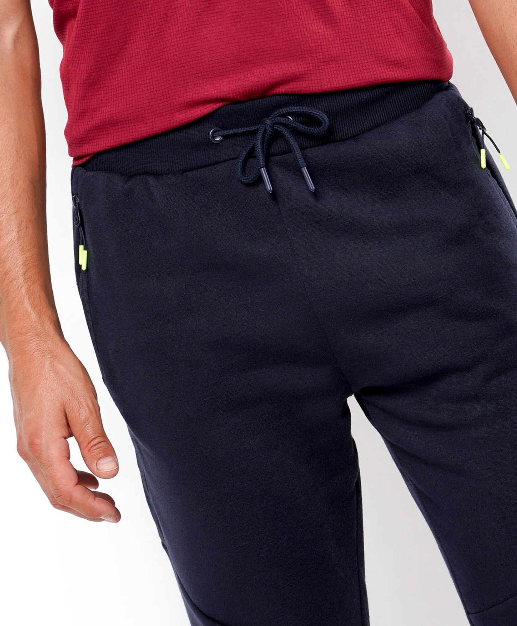 Pantalón deportivo hombre bolsillos cierre Pantalón deportivo hombre bolsillos cierre