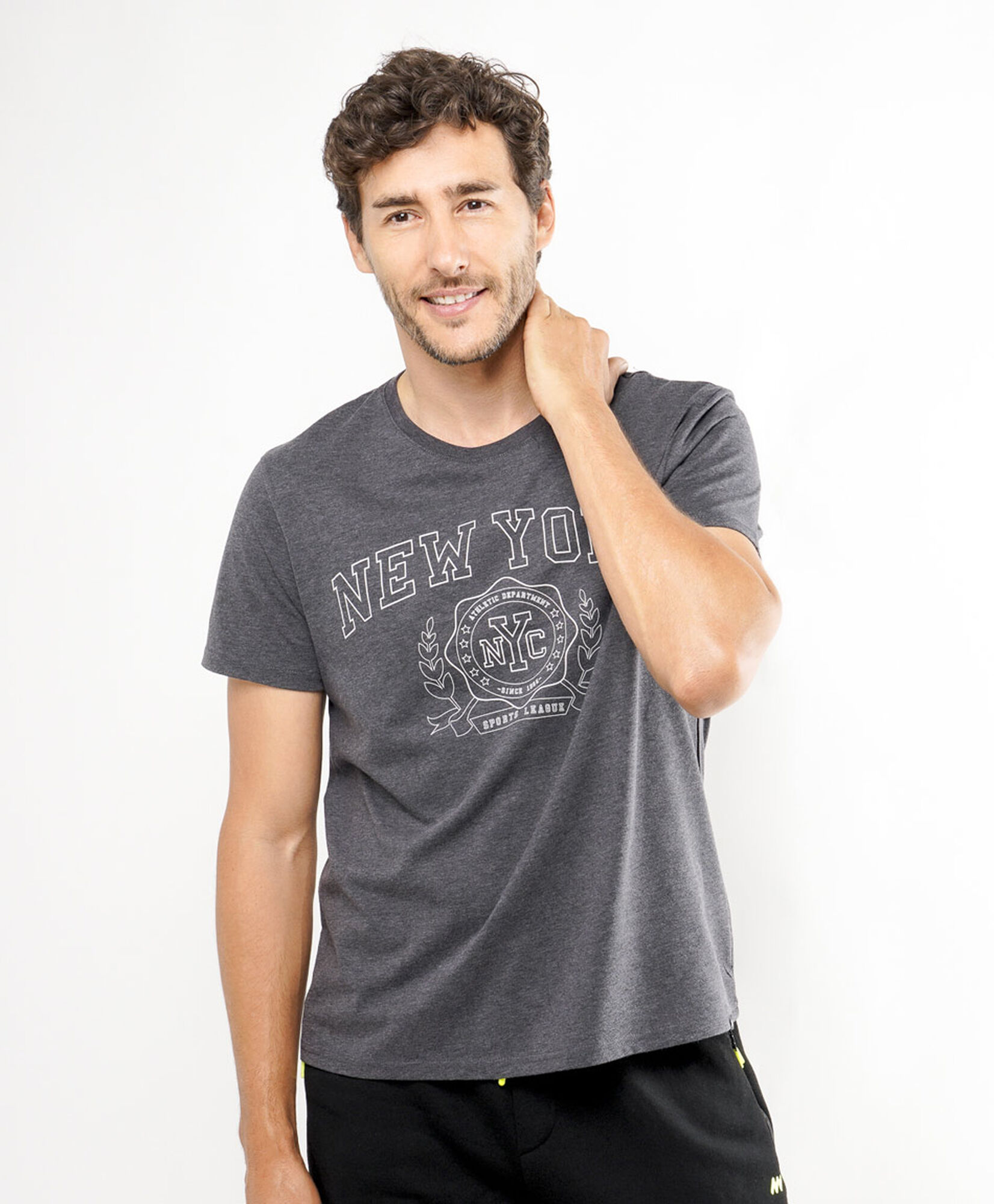 Polera deportiva hombre new york Polera deportiva hombre new york