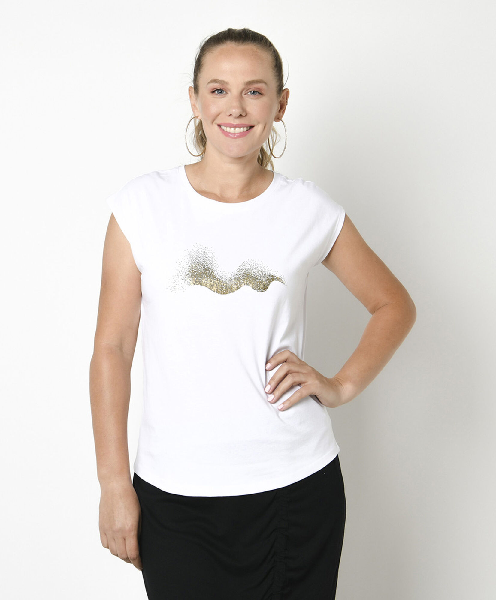 Polera mujer chispitas doradas Polera mujer chispitas doradas