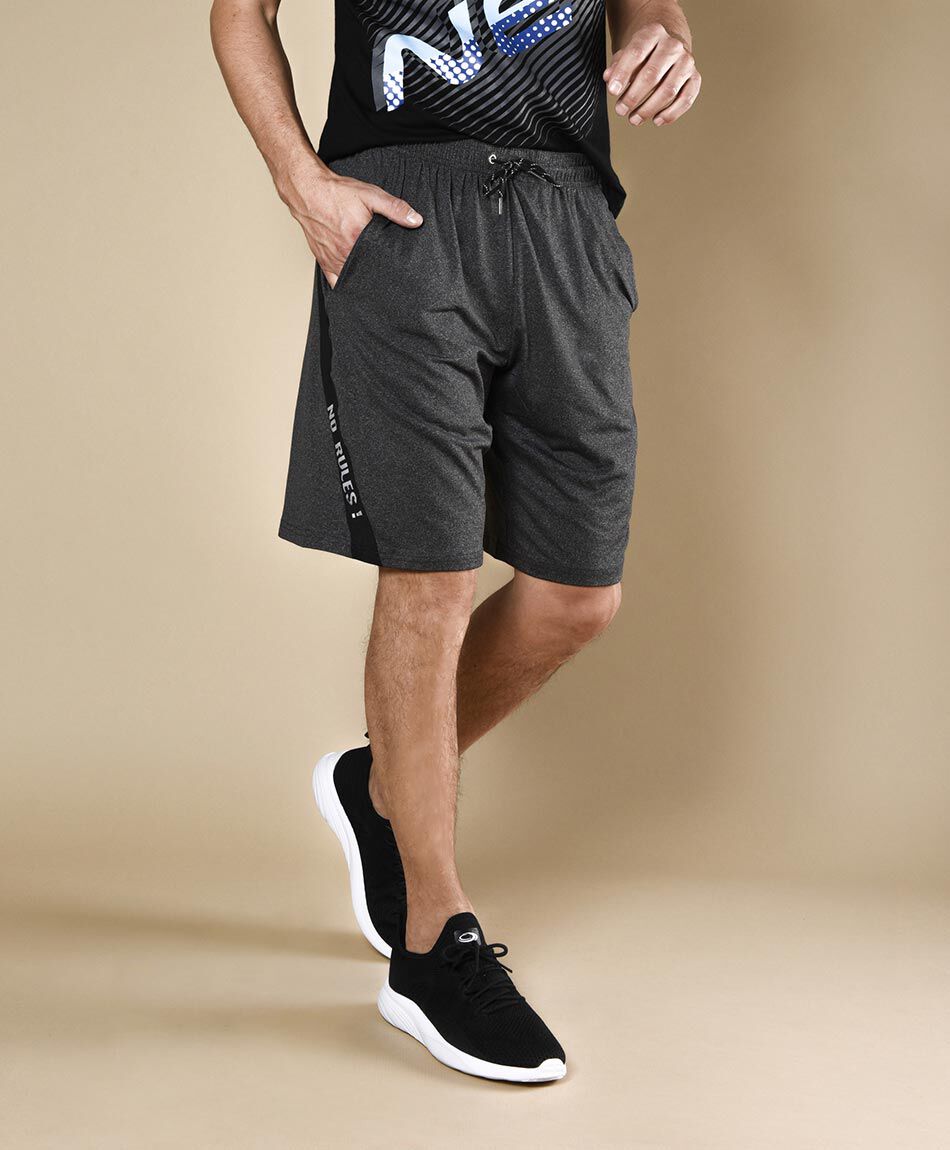 Short deportivo texto