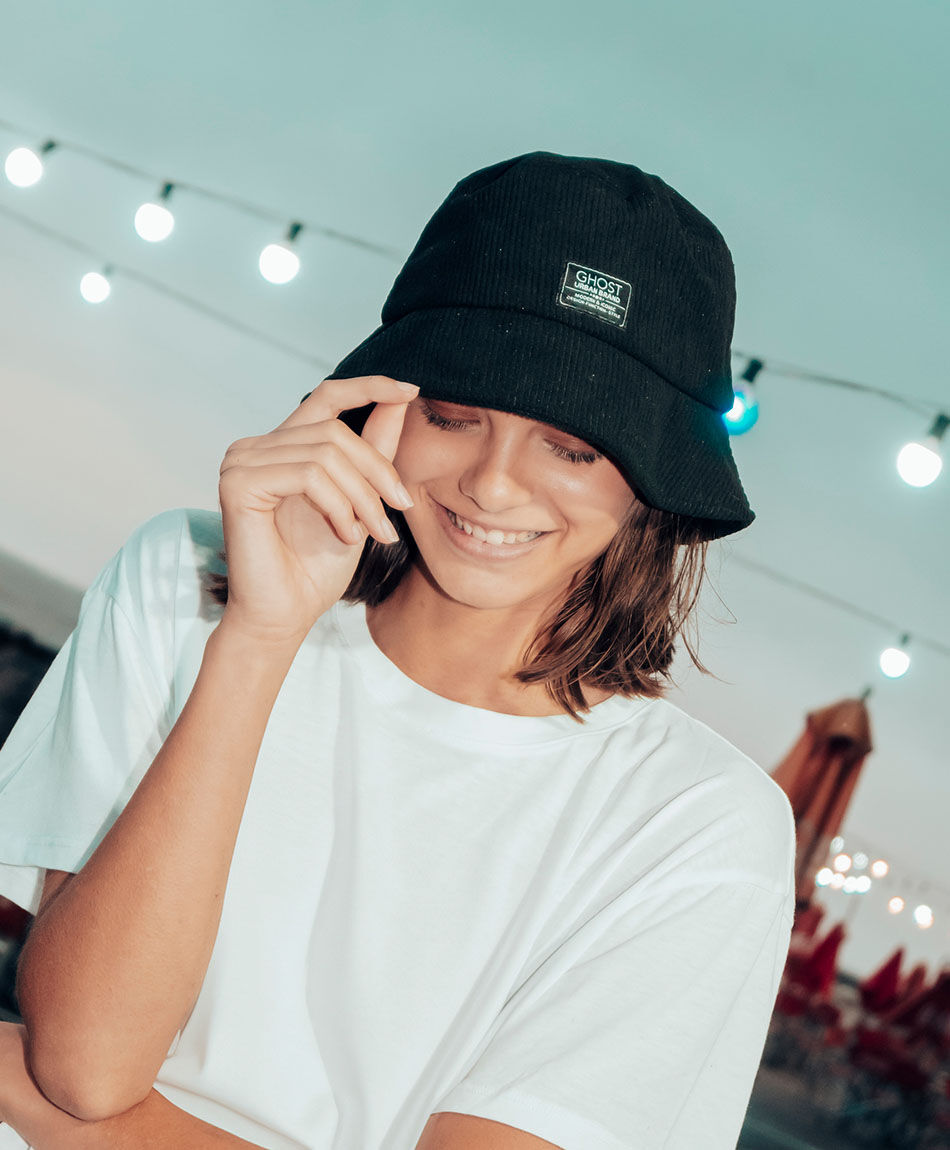 Gorro mujer textura acanalada