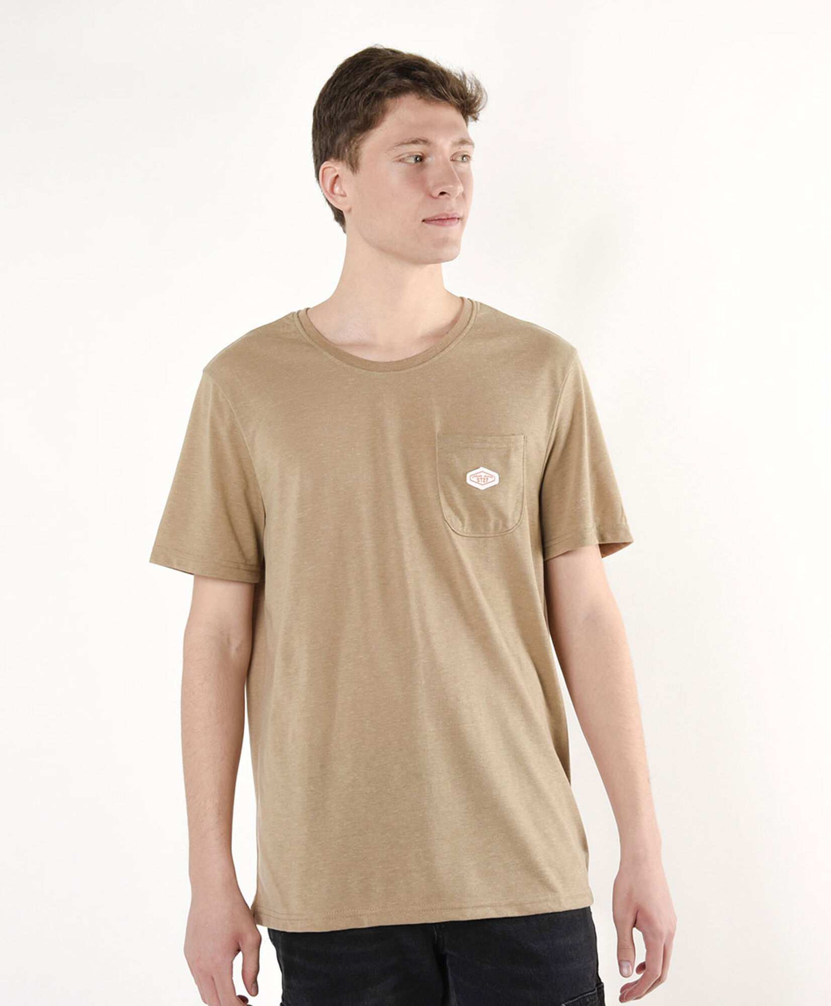 Polera hombre lisa bolsillo Polera hombre lisa bolsillo