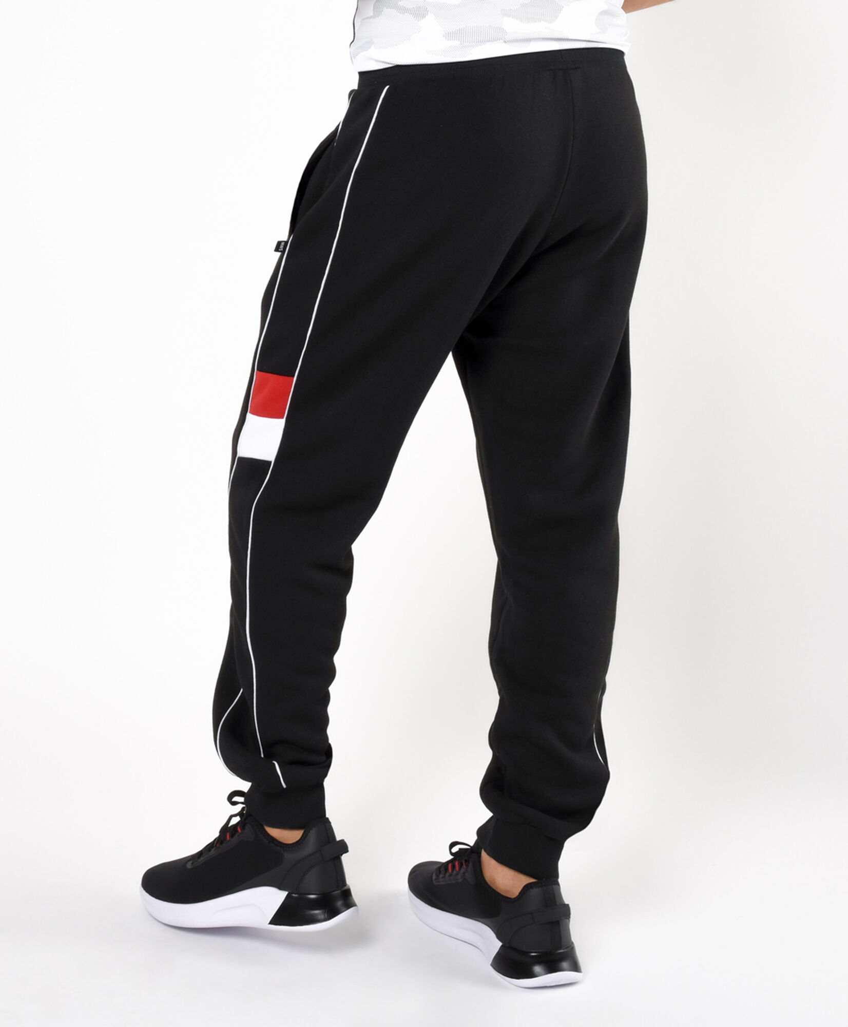 Pantalón de buzo hombre texto Pantalón de buzo hombre texto