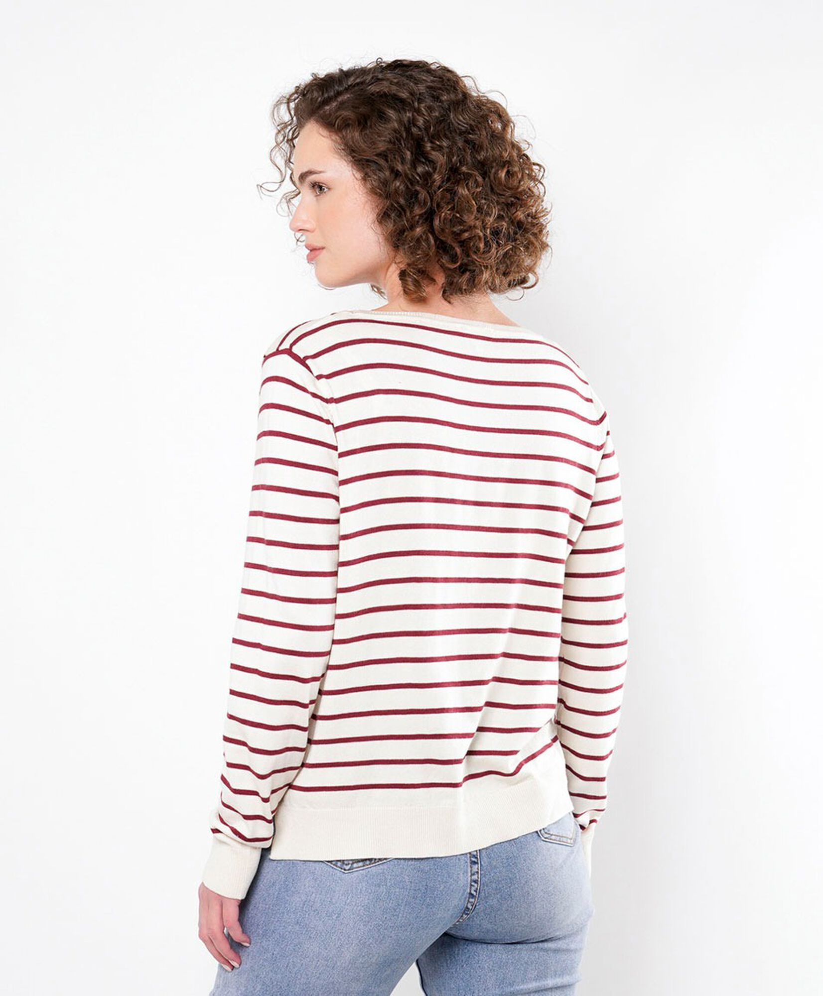 Sweater mujer líneas rojas Sweater mujer líneas rojas