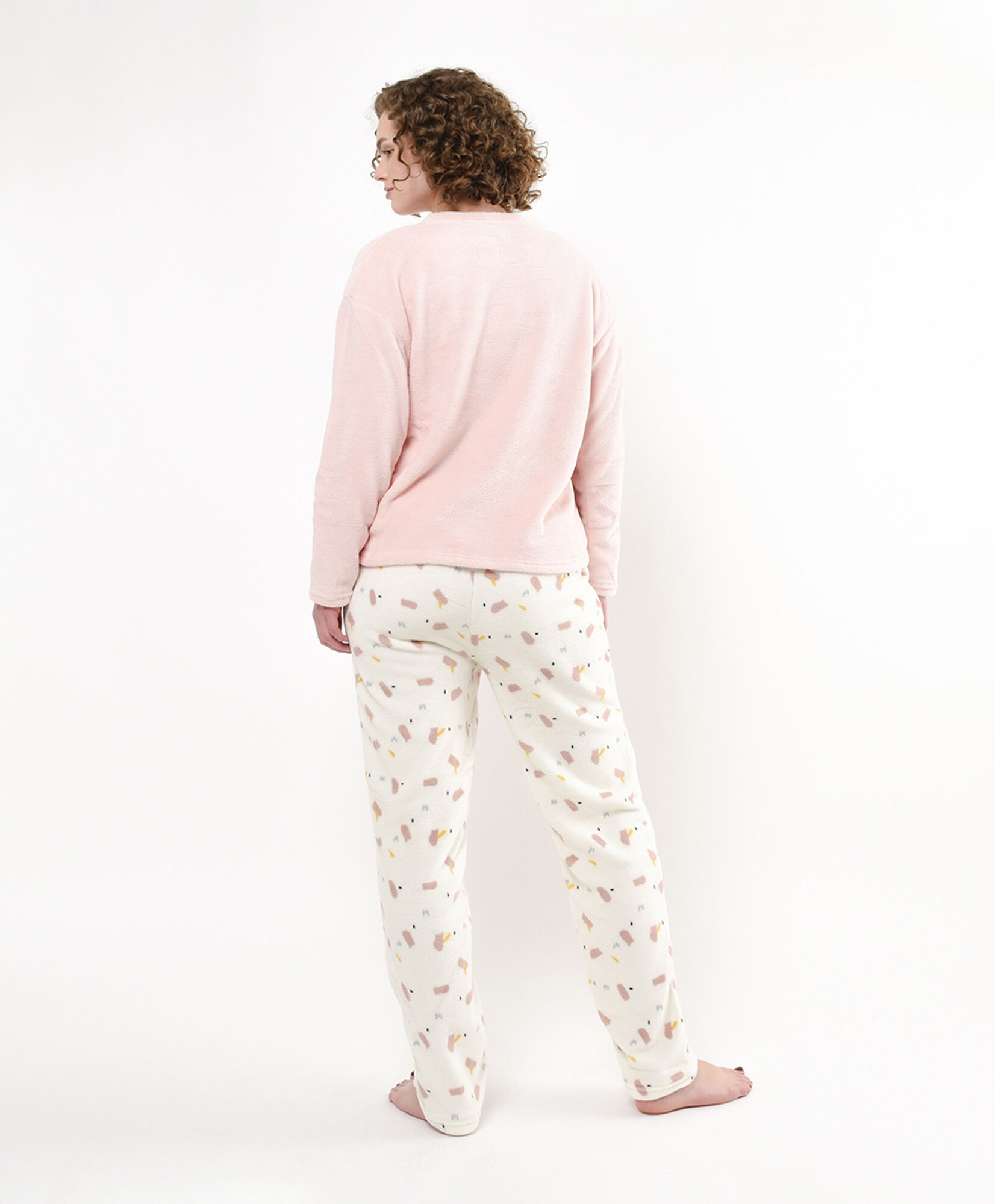 Pijama mujer polar letras y print Pijama mujer polar letras y print