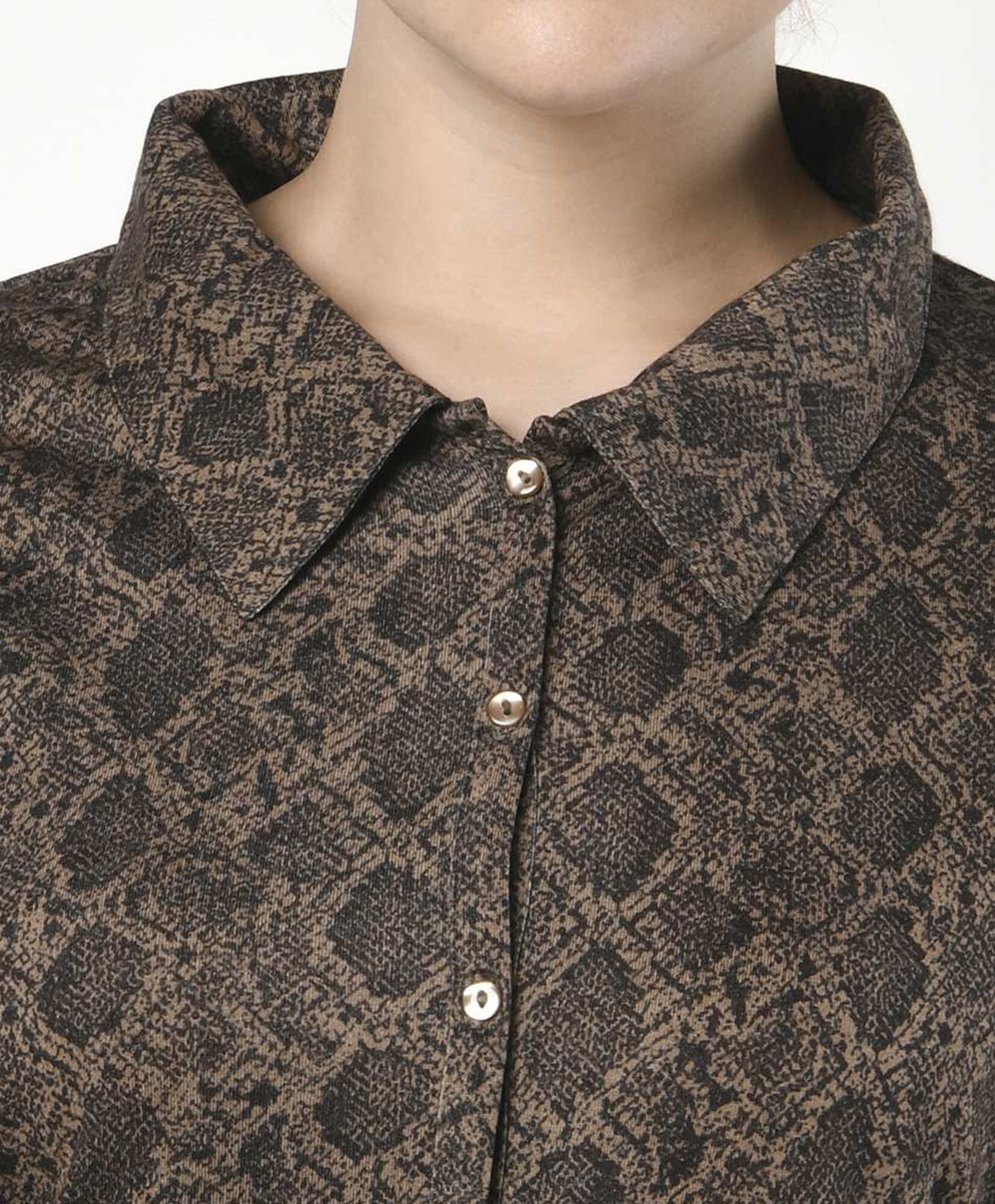 Blusa mujer print ajustada Blusa mujer print ajustada