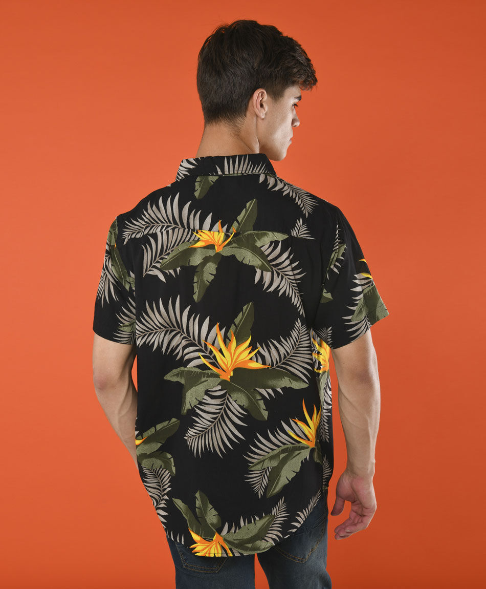 Camisa estampado gr&aacute;fico manga corta