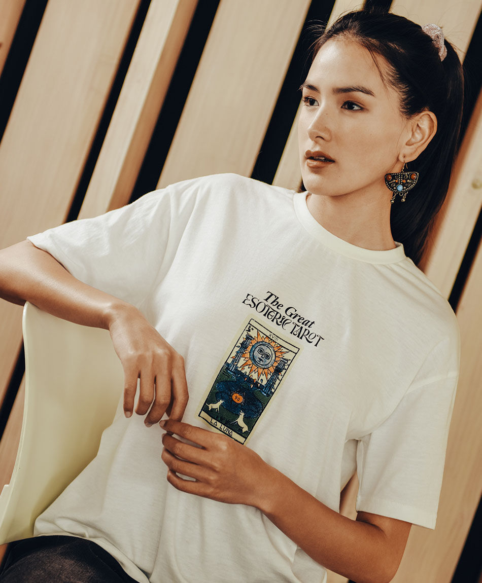 Polera mujer doble estampado tarot