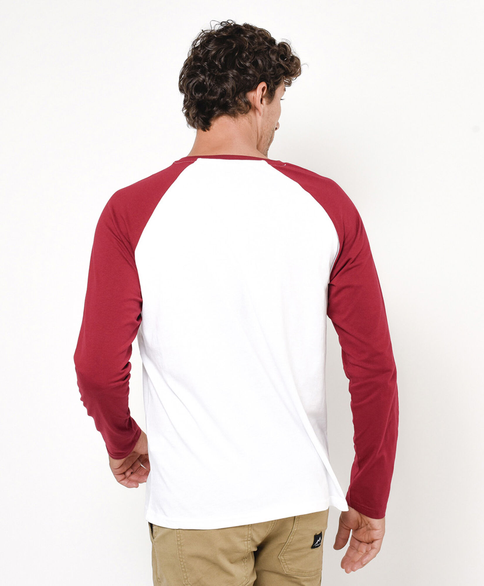 Polera hombre bicolor frase Polera hombre bicolor frase