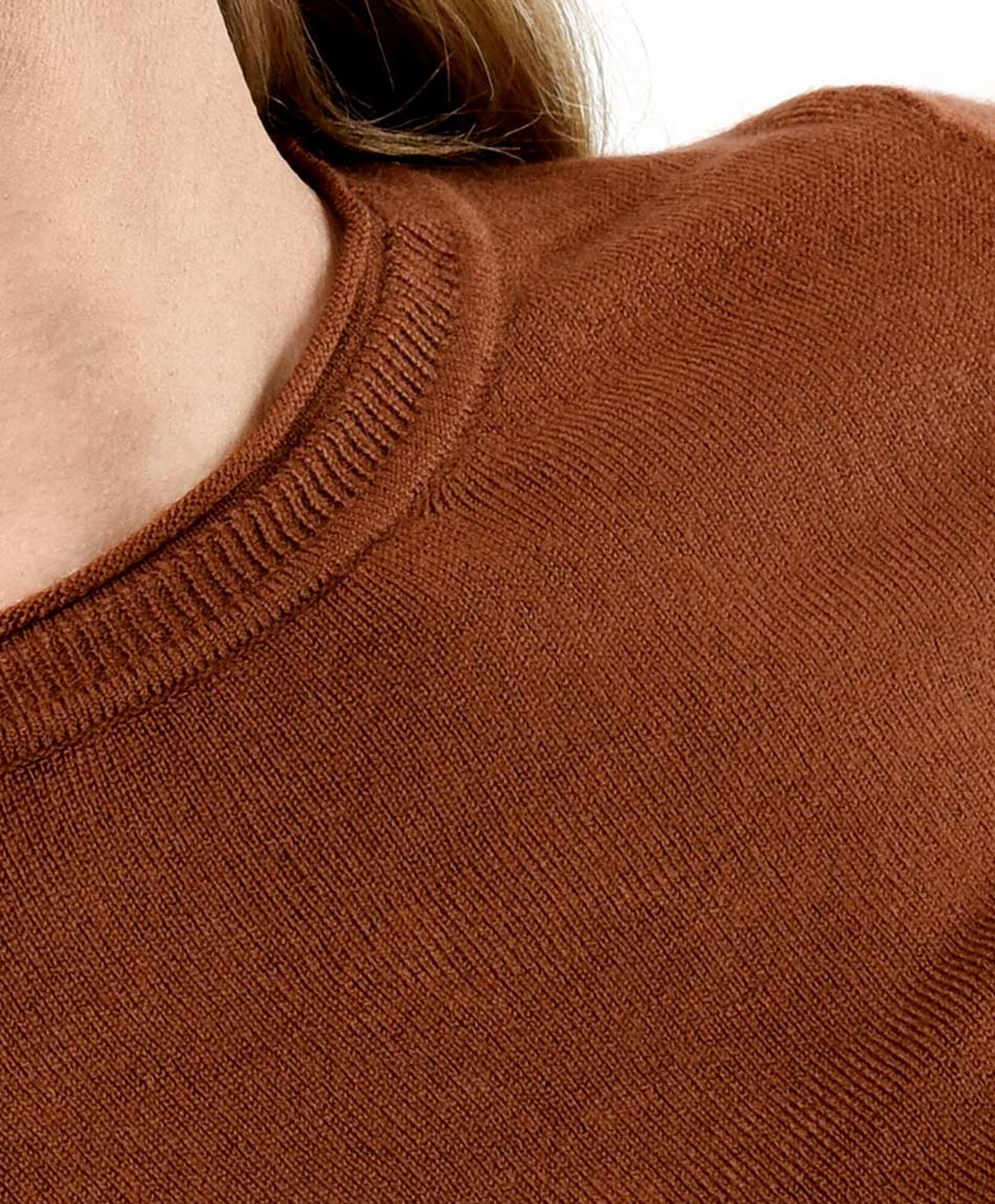 Sweater mujer costura en espalda Sweater mujer costura en espalda