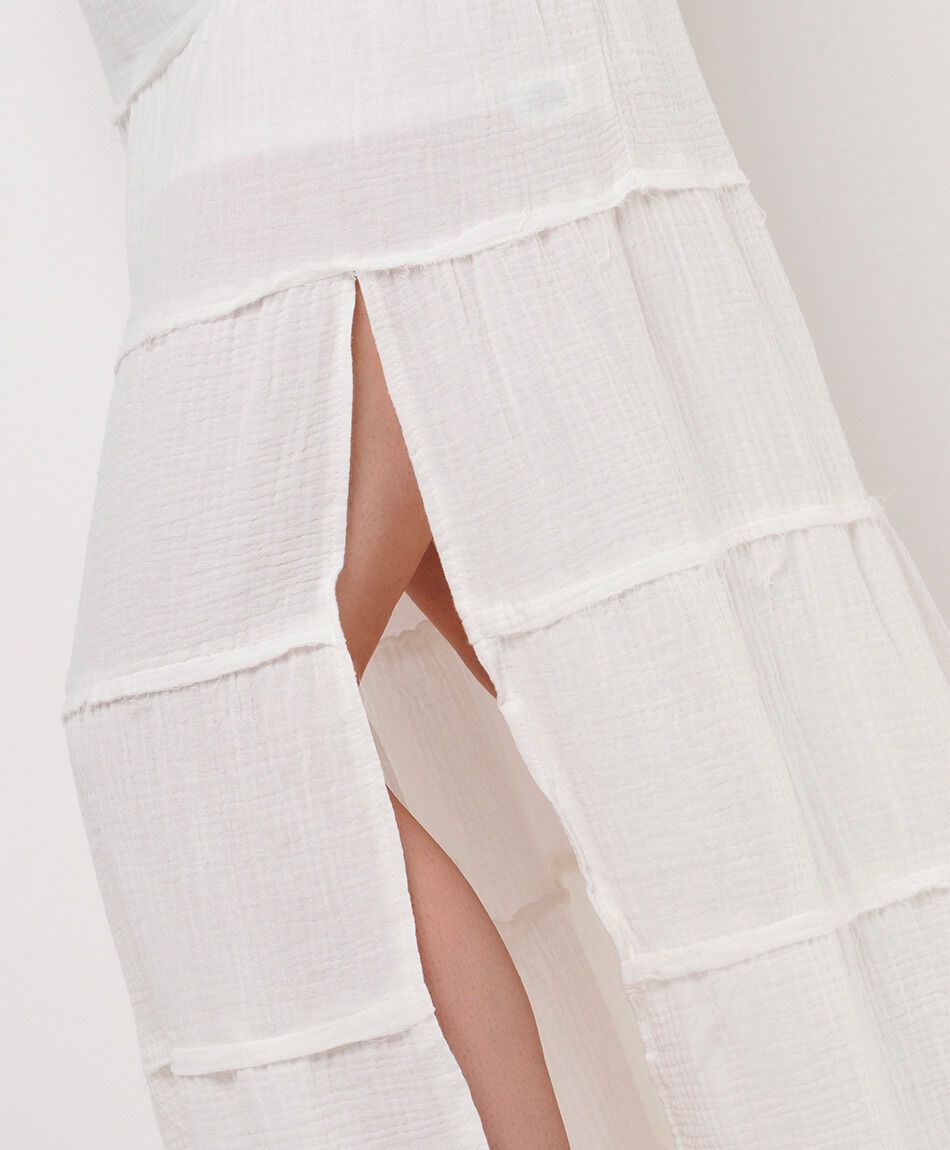 Falda mujer abertura pierna