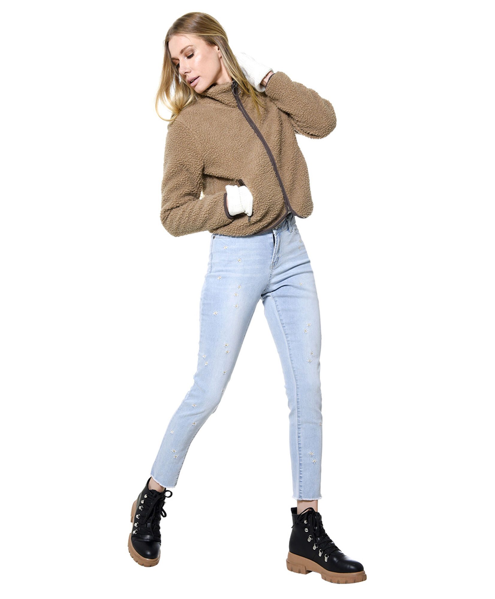 Jeans bordado girasol Jeans bordado girasol