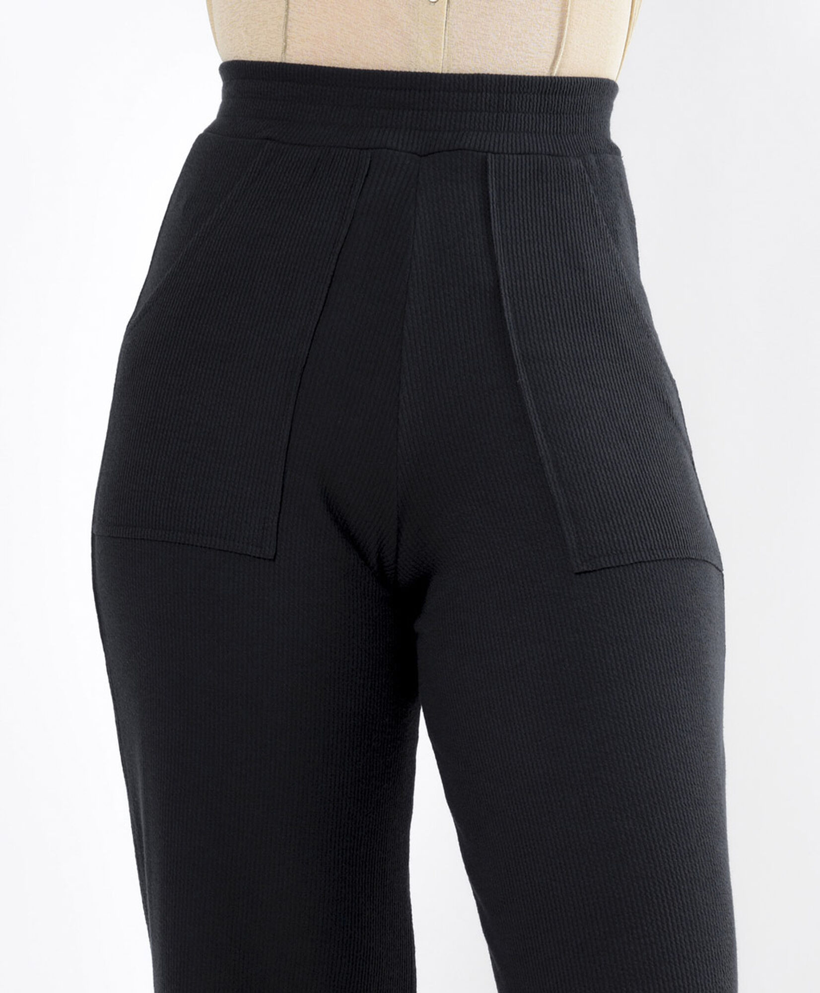 Pantalón mujer tiro alto wide Pantalón mujer tiro alto wide