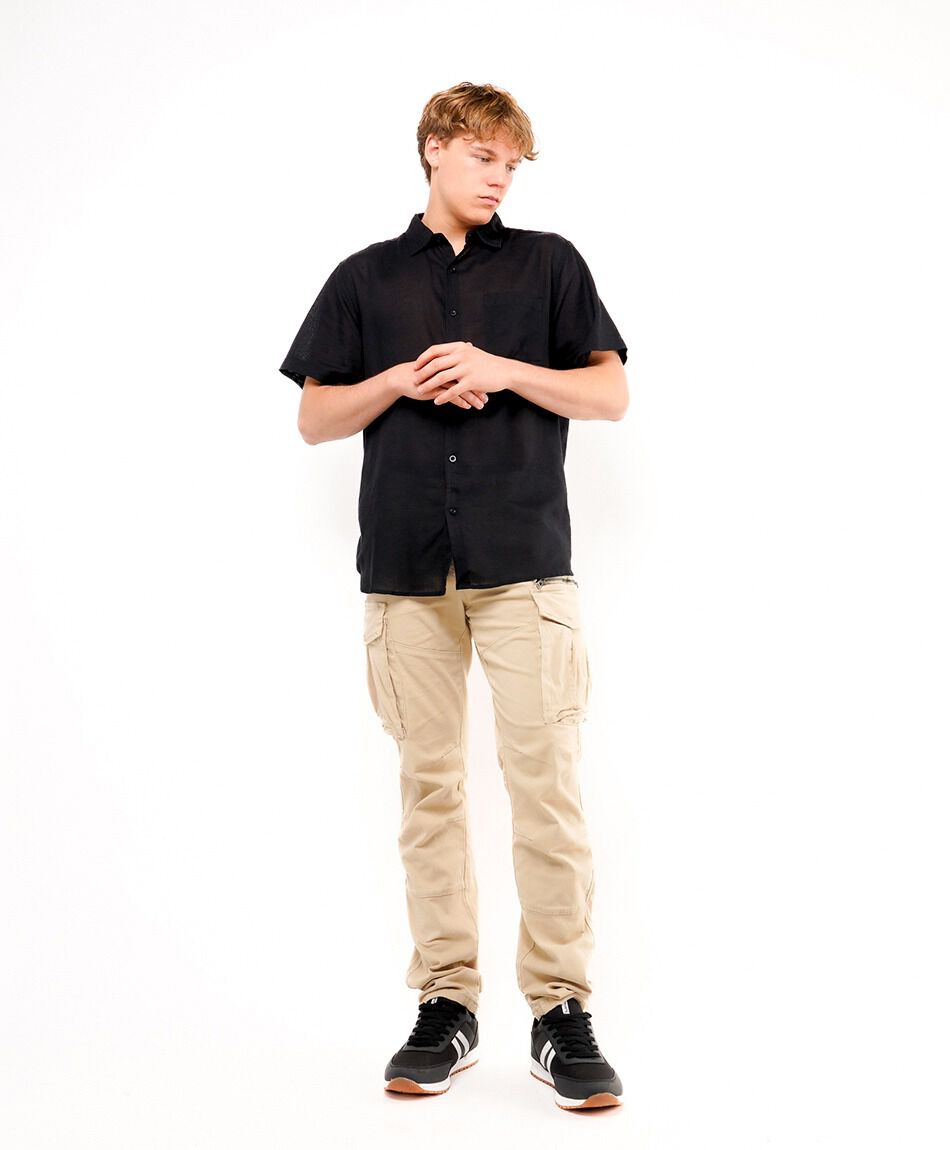 Camisa hombre b&aacute;sica manga corta