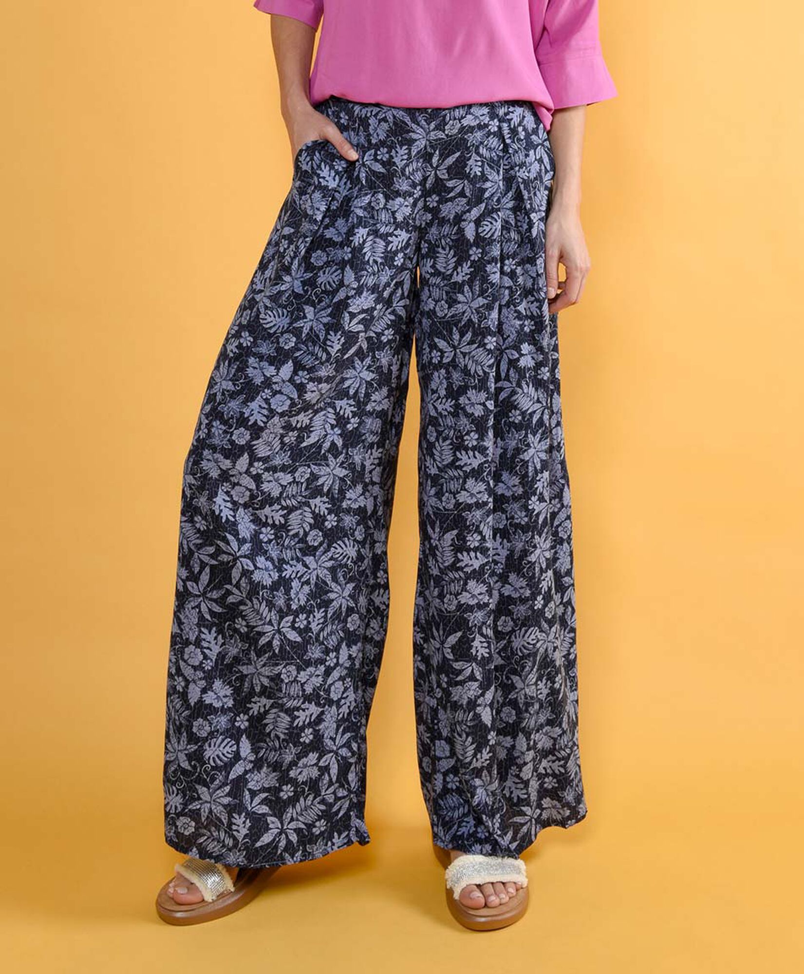 Pantalón tiro alto Pantalón tiro alto