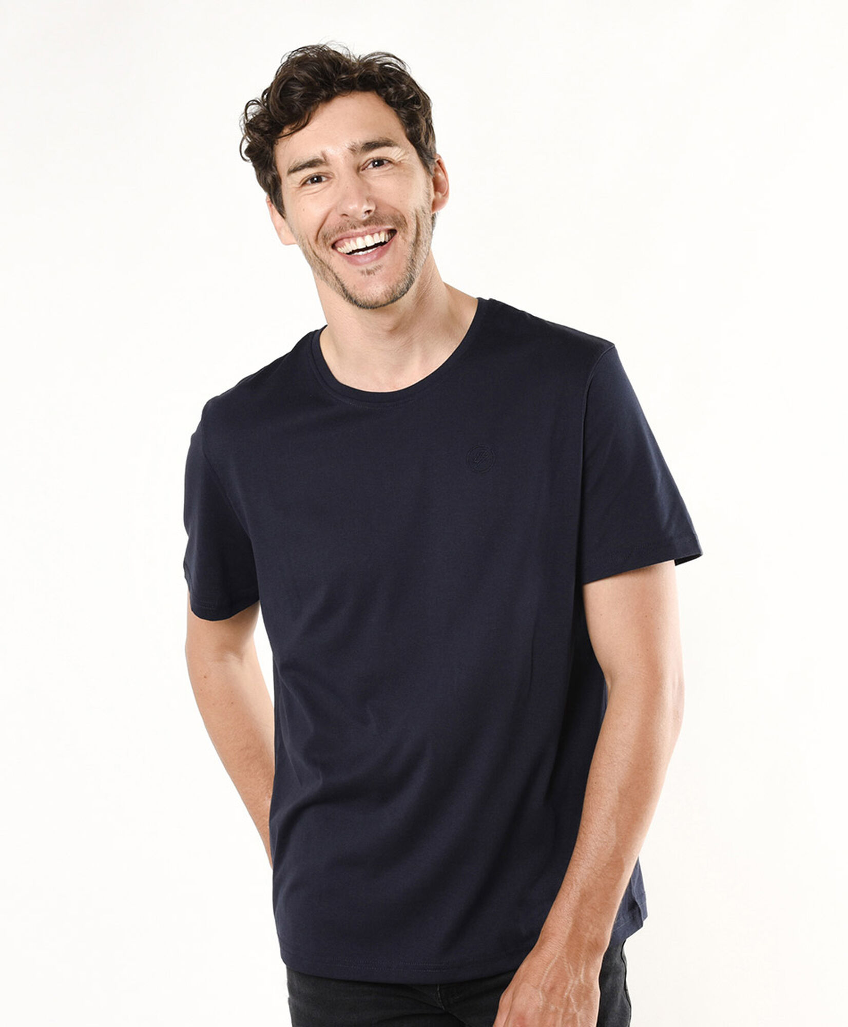 Polera hombre básica lisa Polera hombre básica lisa