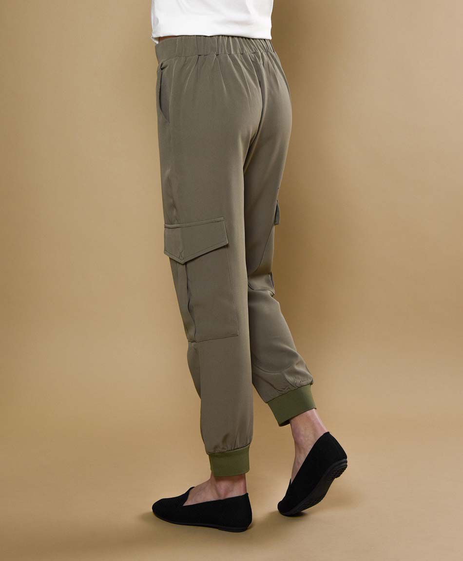 Pantal&oacute;n tiro alto jogger