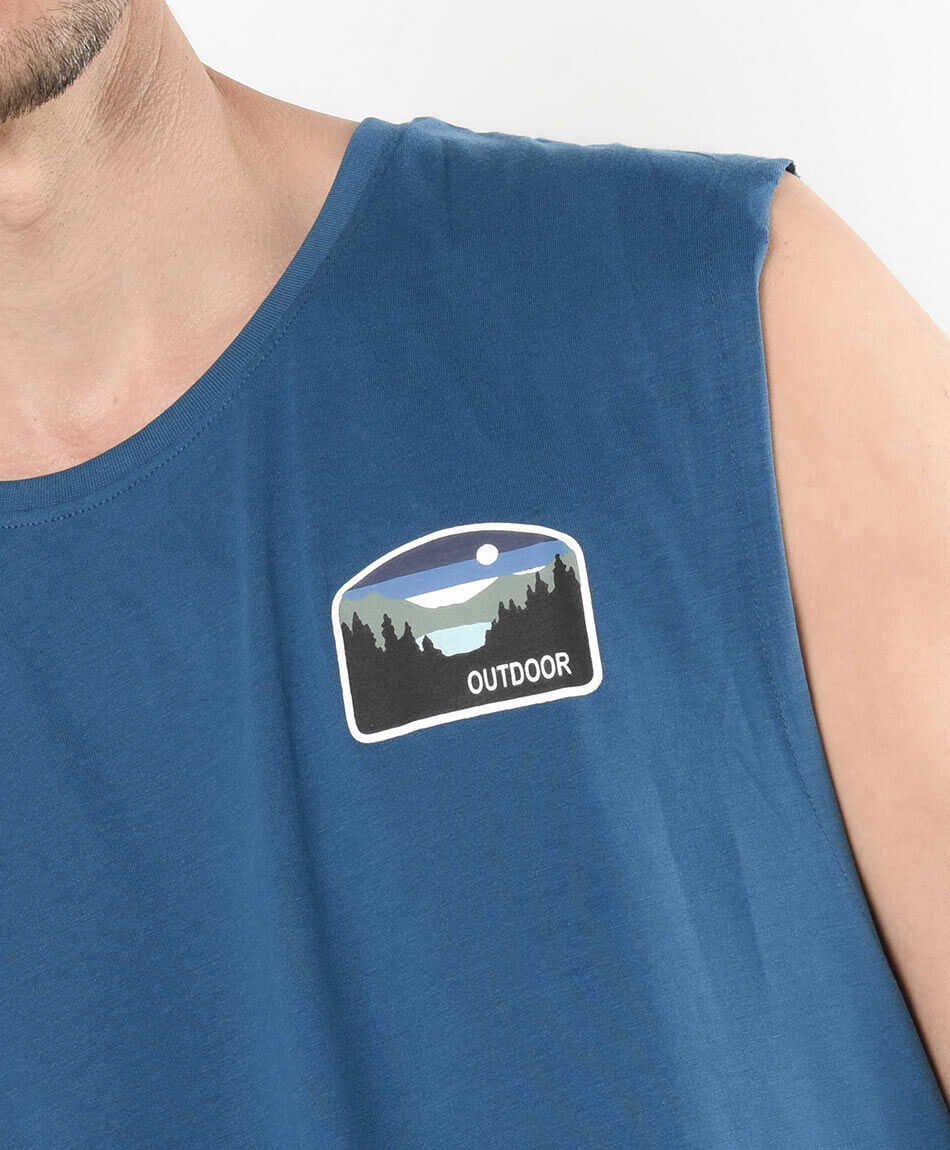 Polera hombre estampado outdoor sin mangas