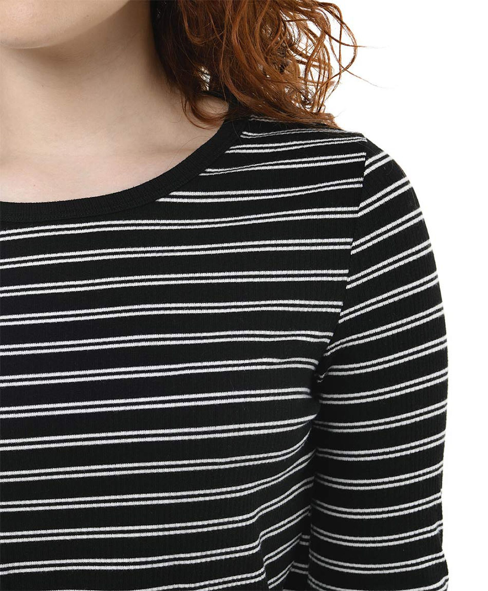 Polera mujer líneas blanco y negro Polera mujer líneas blanco y negro