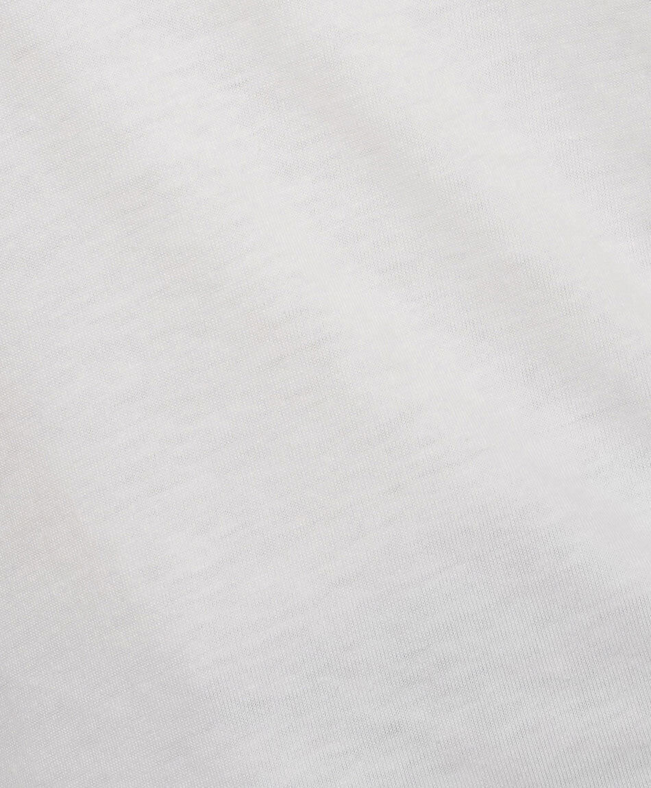Polera mujer b&aacute;sica blanca cuello en v
