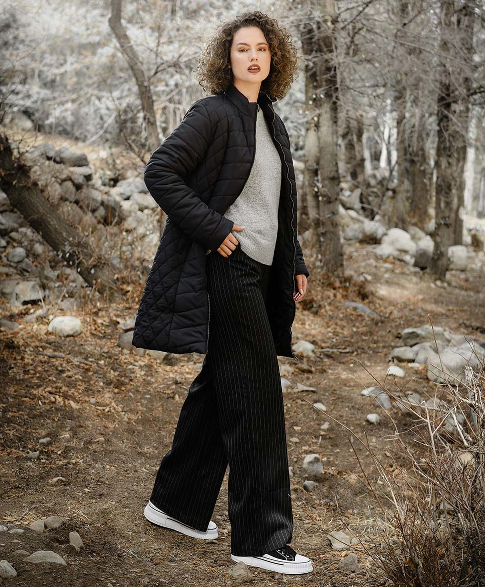 Pantalón mujer negro líneas wide Pantalón mujer negro líneas wide