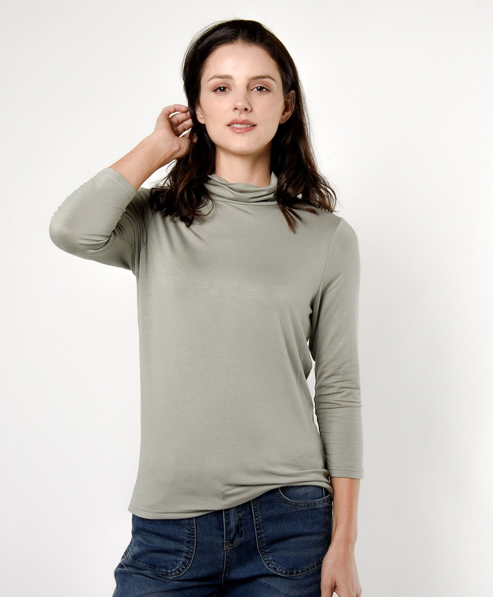 Polera mujer cuello tortuga Polera mujer cuello tortuga