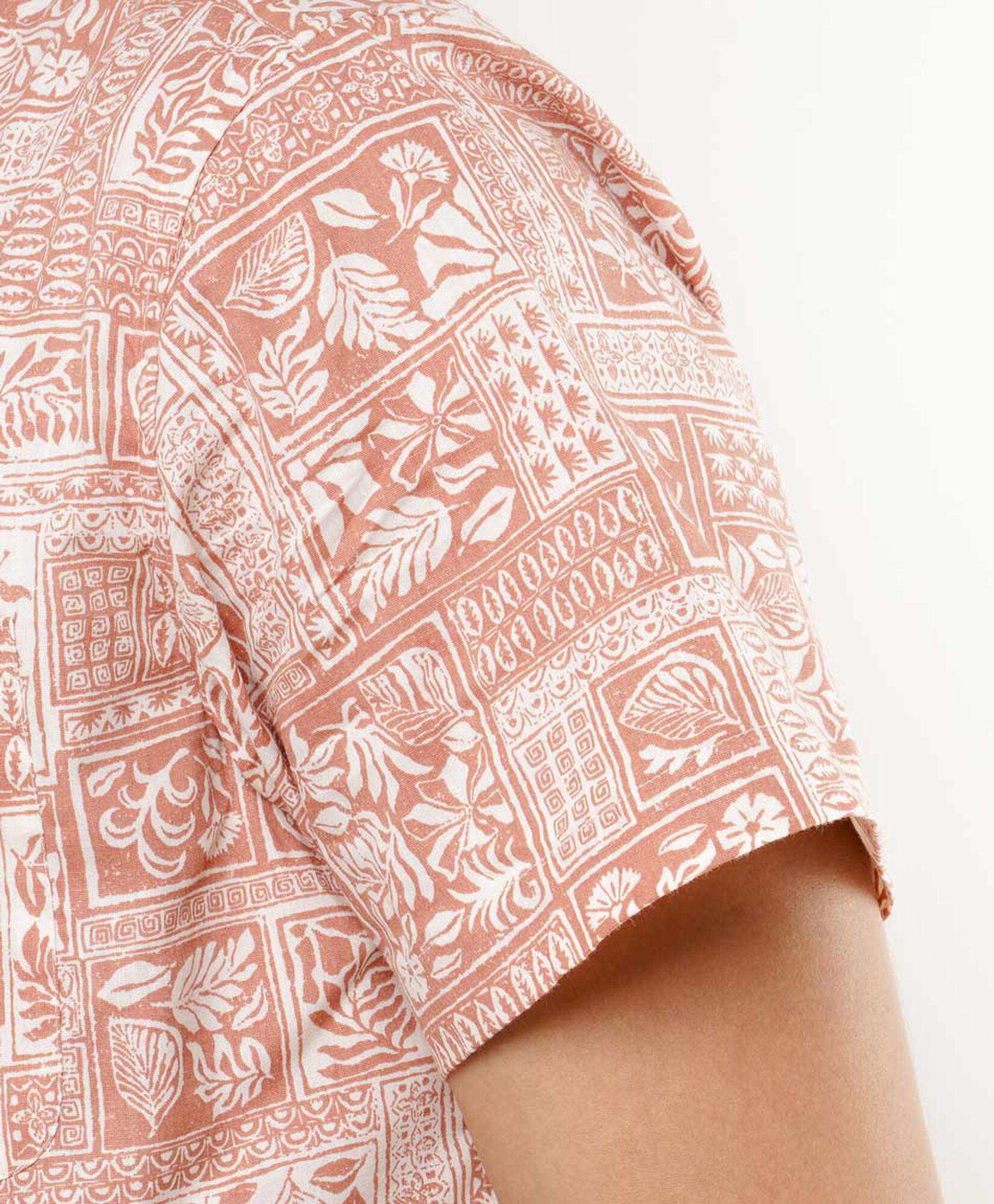 CAMISA MANGA CORTA CAMISA MANGA CORTA