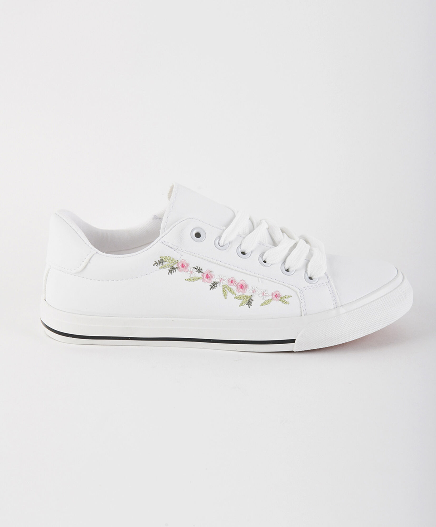 Zapatilla mujer florcitas bordadas Zapatilla mujer florcitas bordadas