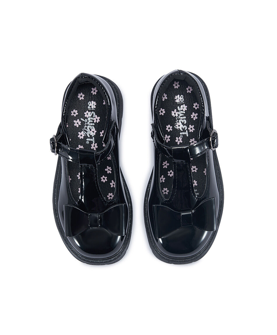 Zapato ni&ntilde;a negro charol