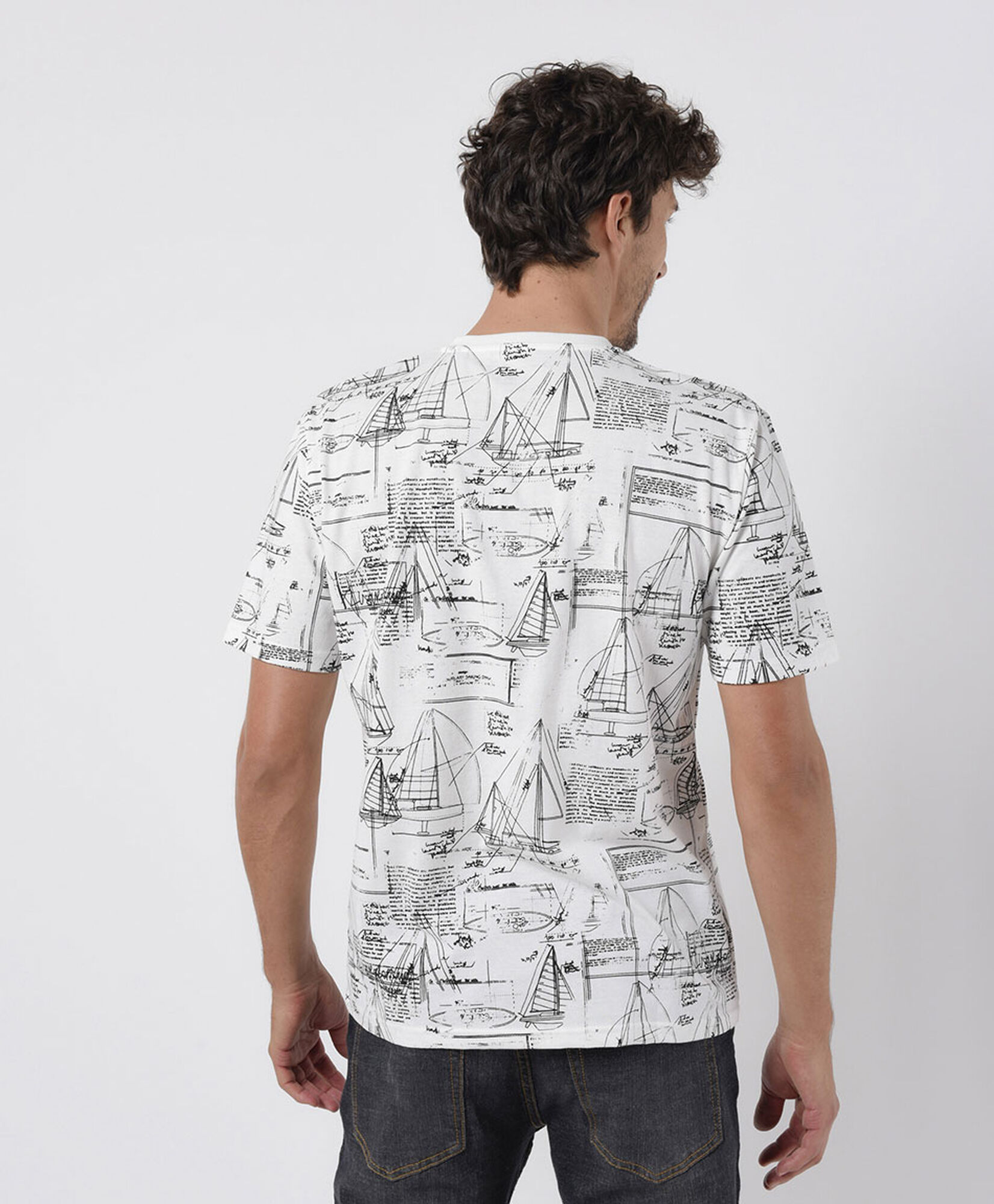 Polera hombre estampada bicolor Polera hombre estampada bicolor