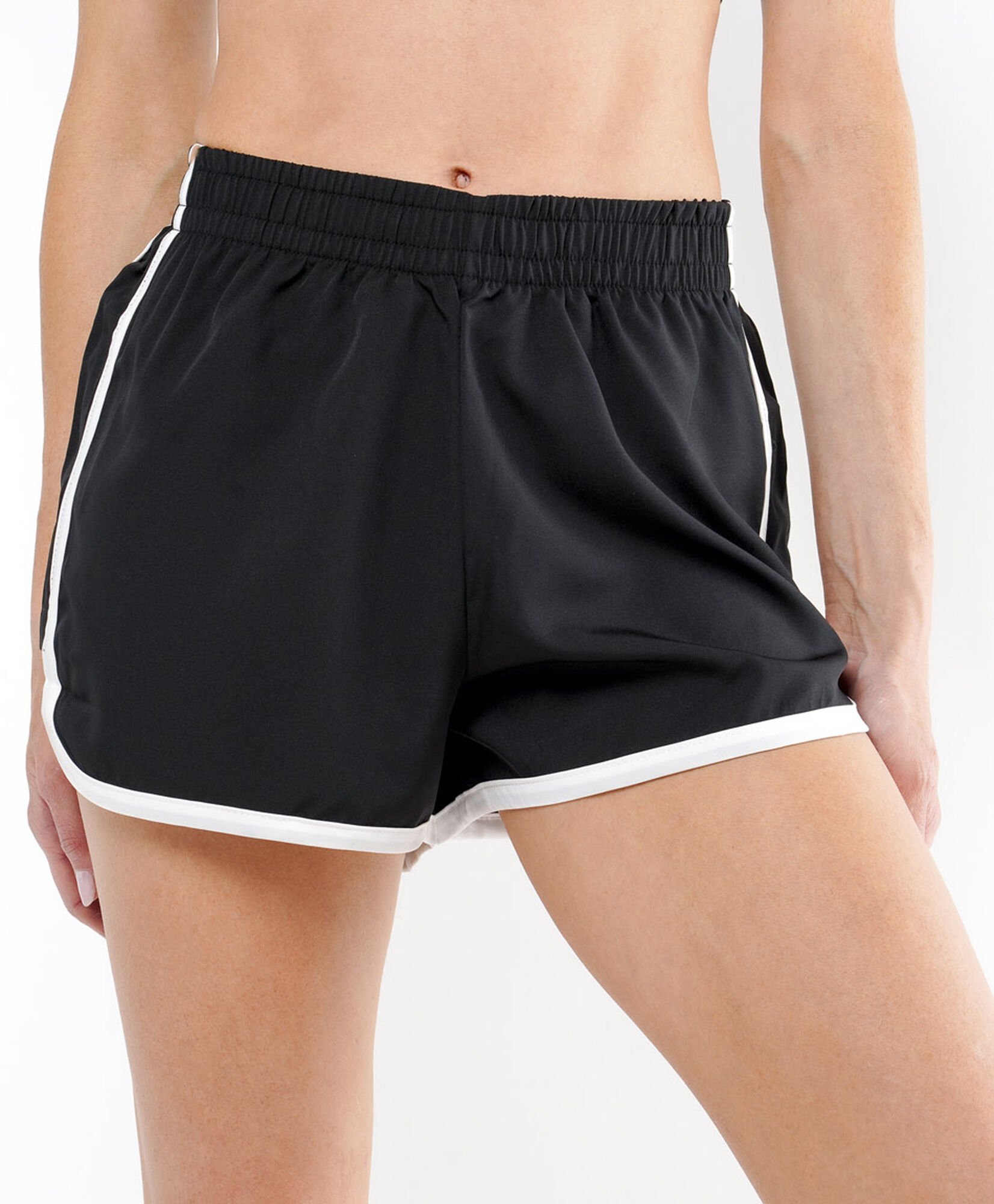 Short deportivo mujer líneas blancas Short deportivo mujer líneas blancas