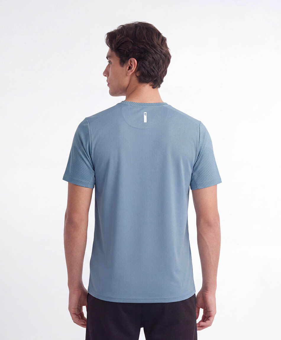 Polera deportiva hombre mini l&iacute;neas