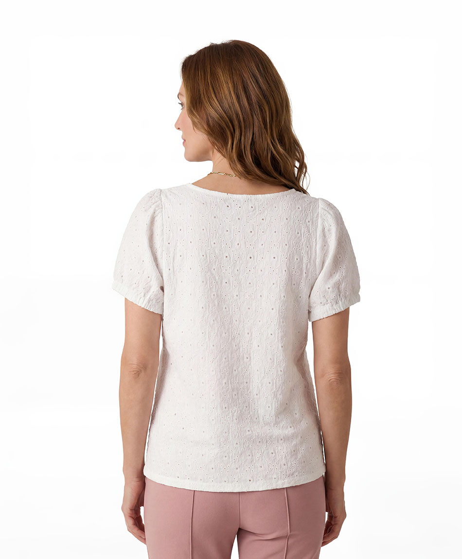 Polera mujer florcitas caladas