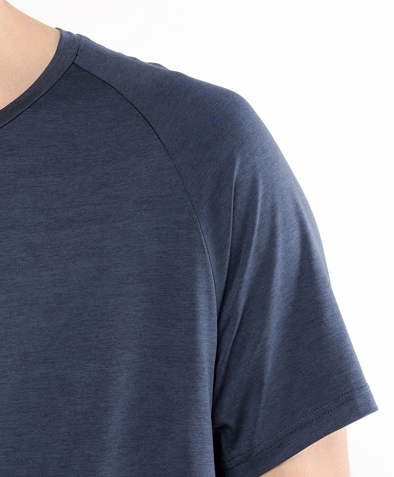Polera deportiva hombre lisa azul Polera deportiva hombre lisa azul
