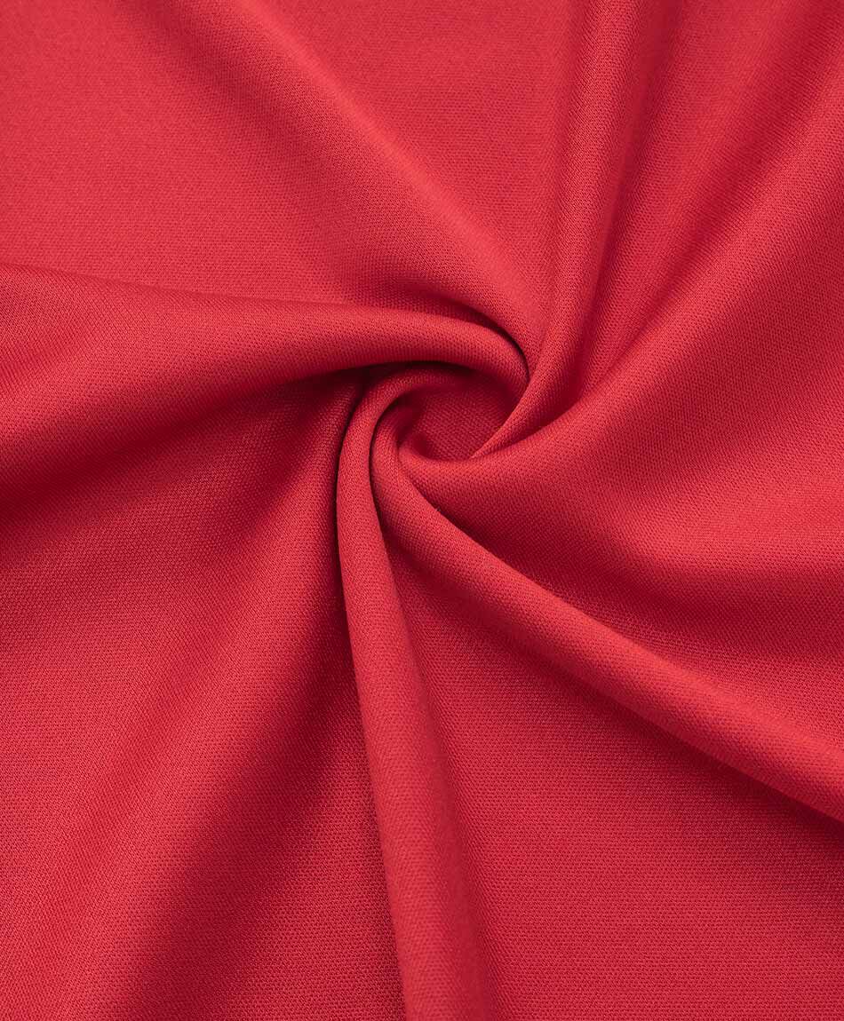 Polera deportiva hombre esencia roja