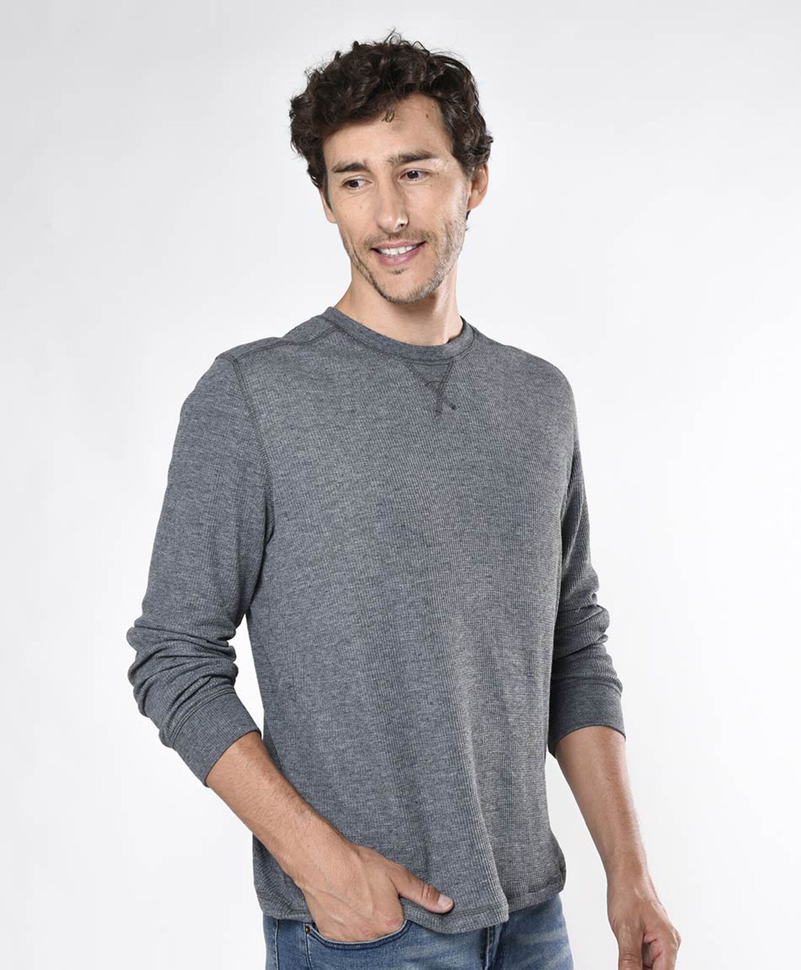Polera hombre texturizada Polera hombre texturizada