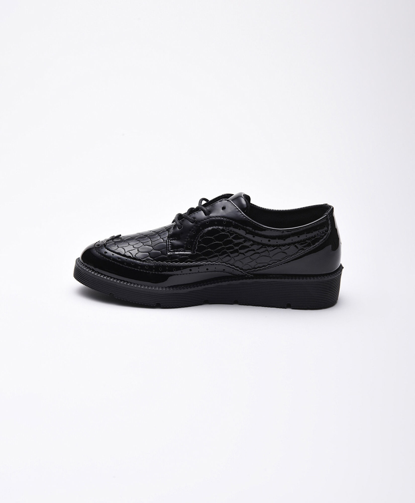 Zapato mujer charol texturas plataforma Zapato mujer charol texturas plataforma