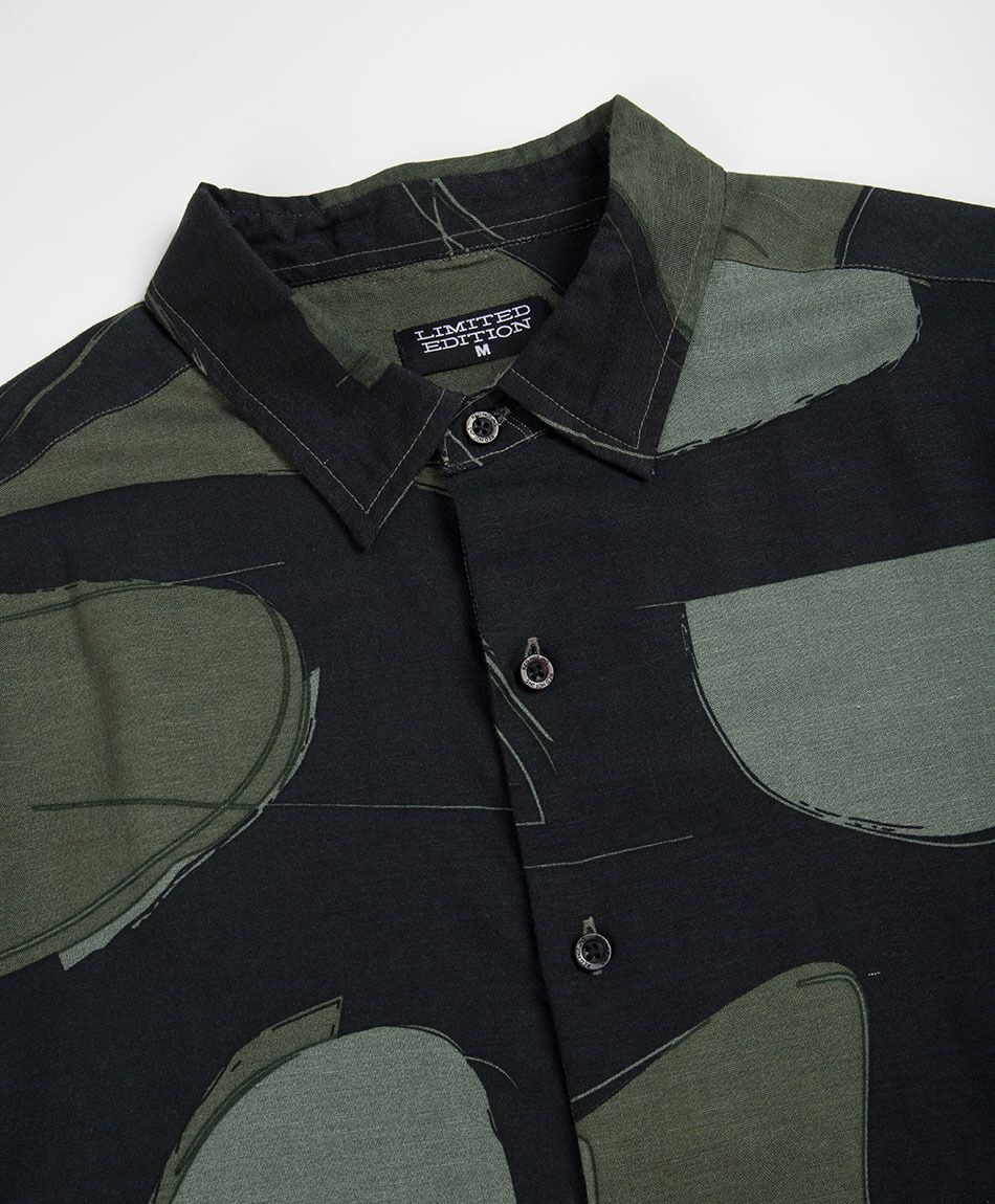 Camisa hombre patr&oacute;n verde
