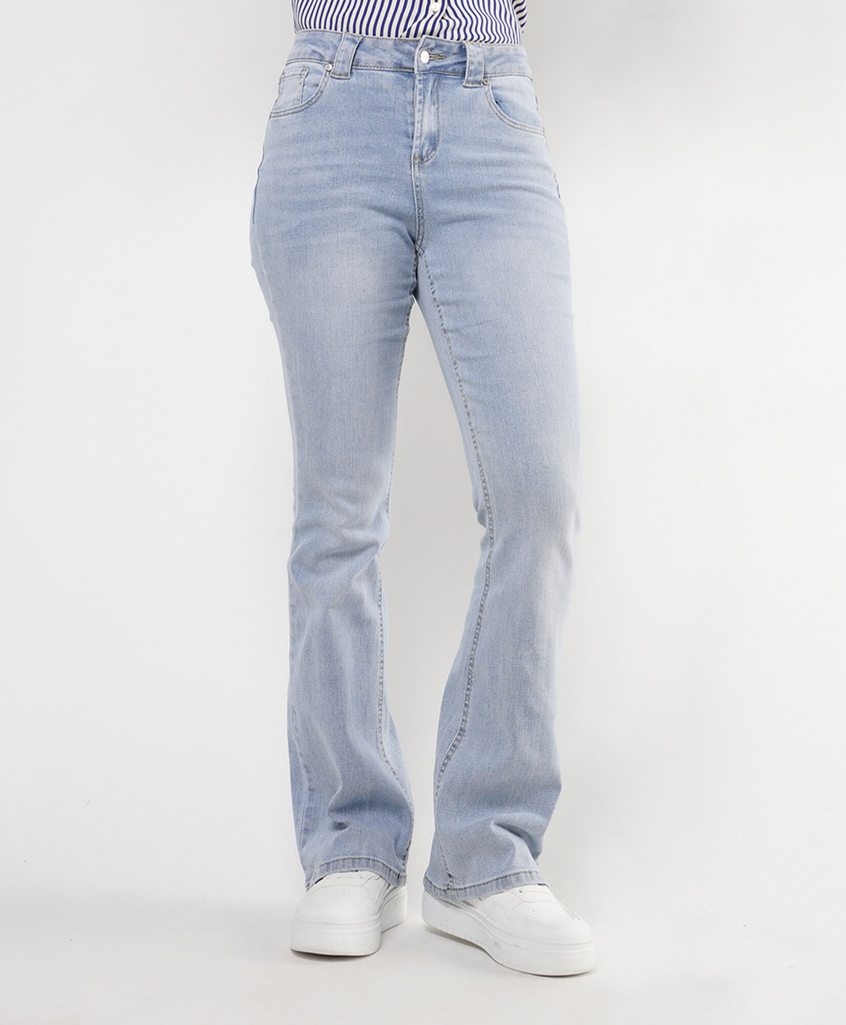 Jeans mujer claro flare Jeans mujer claro flare
