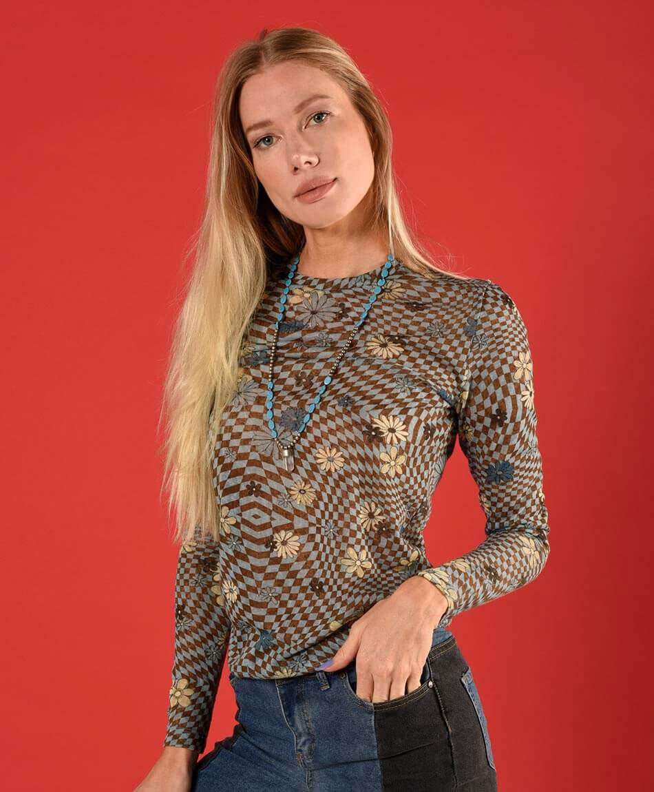 Polera mesh flor